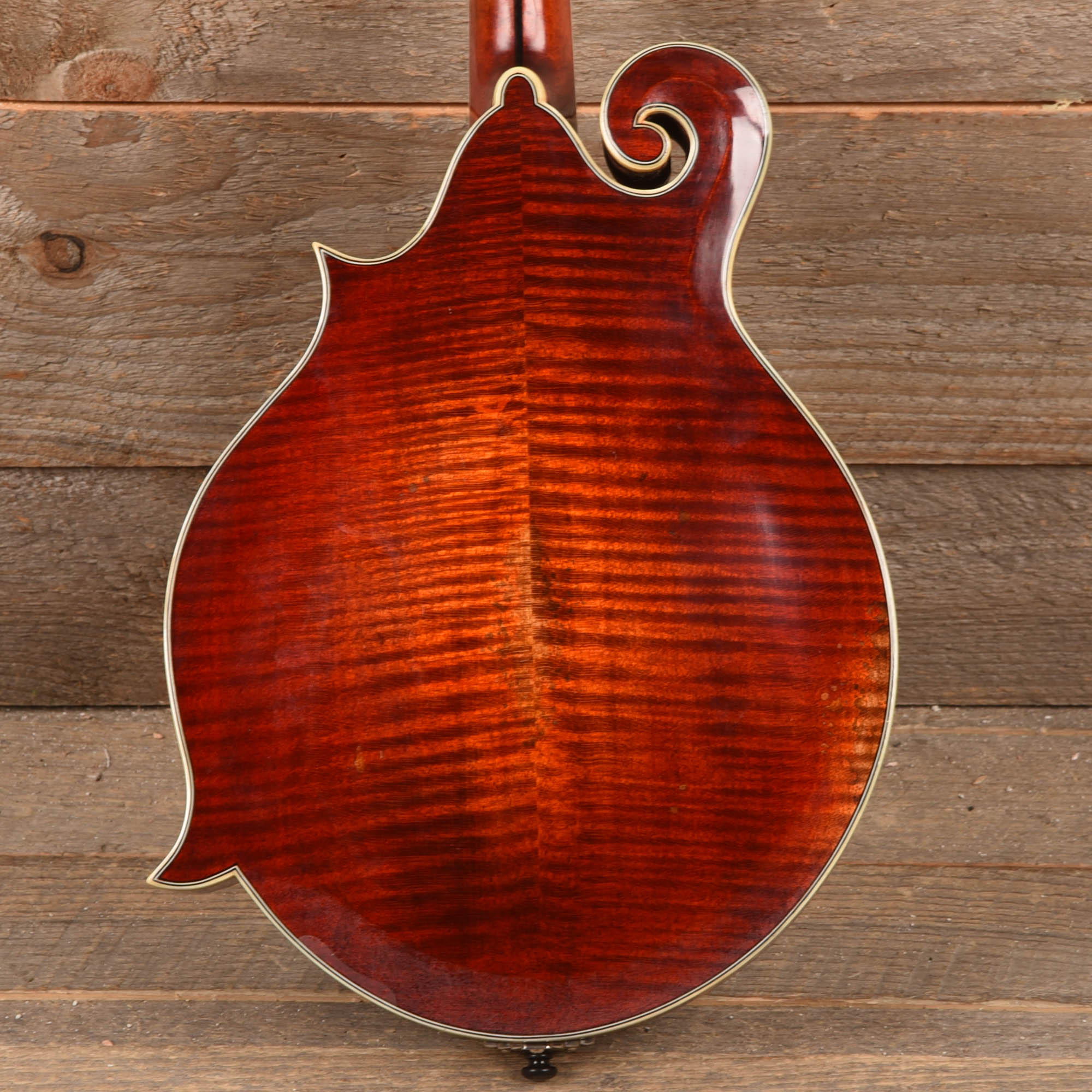 Eastman MD815/v Adirondack/Flamed Maple F-Style Mandolin Antique Varnish Folk Instruments / Mandolins