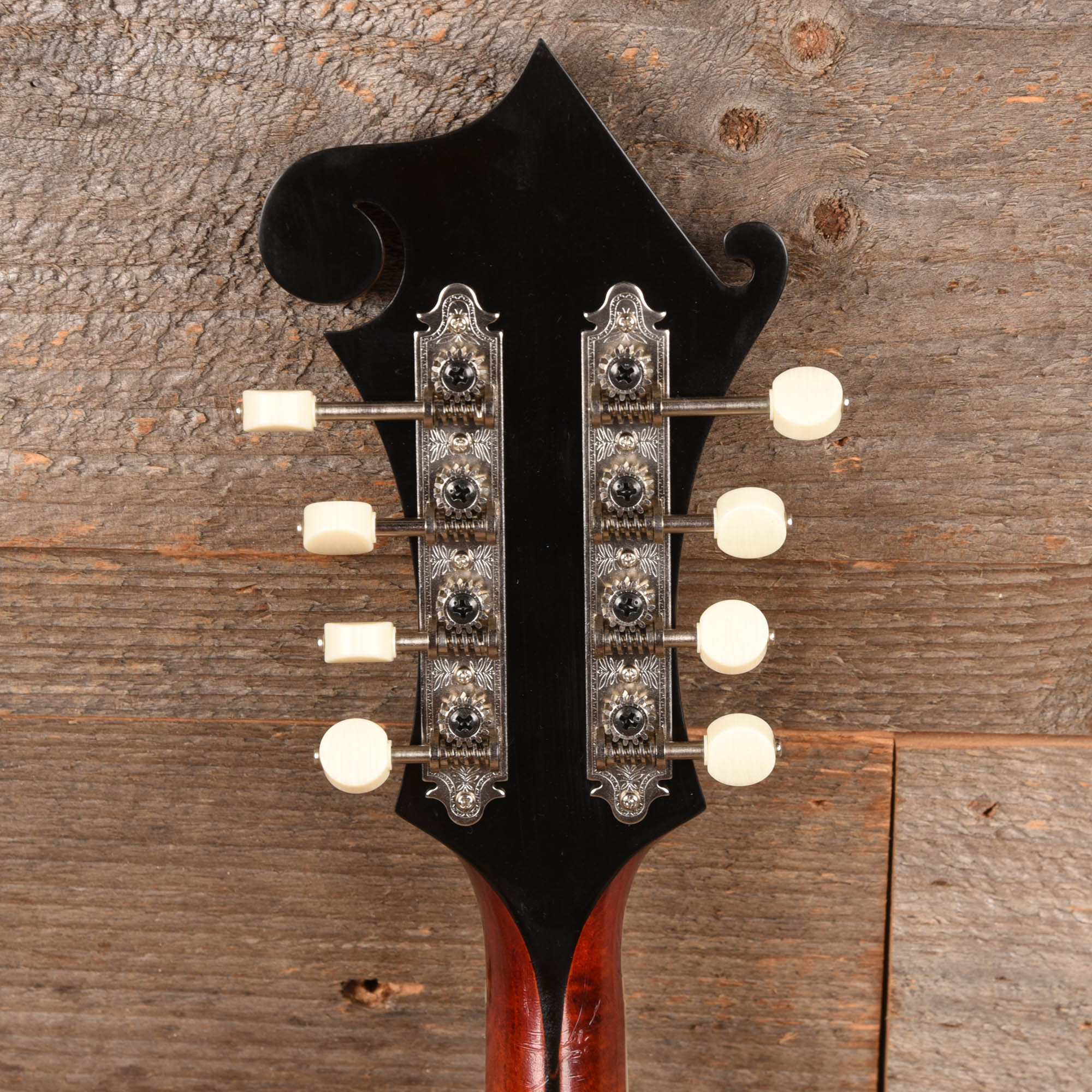 Eastman MD815/v Adirondack/Flamed Maple F-Style Mandolin Antique Varnish Folk Instruments / Mandolins