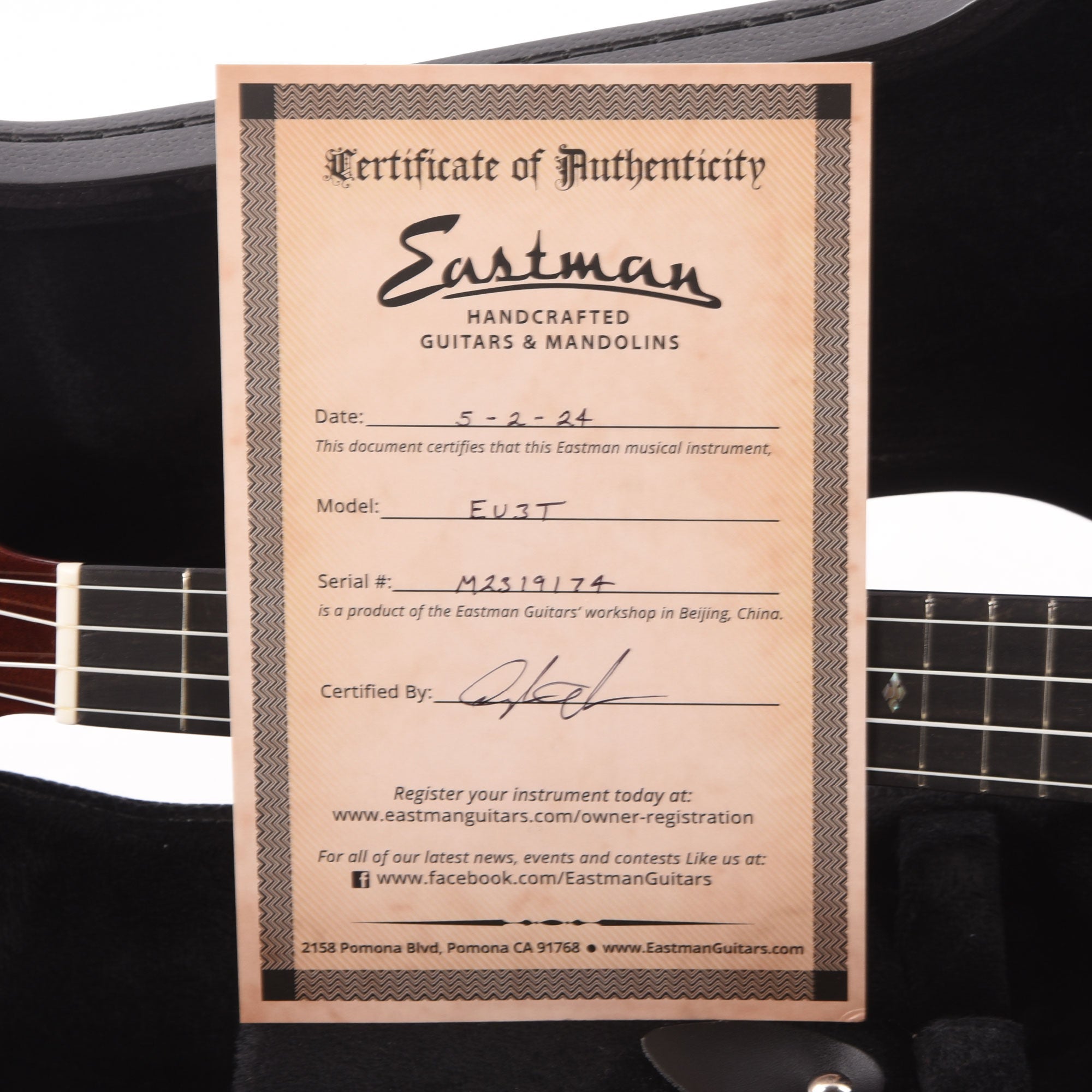Eastman EU3 Tenor Mahogany Natural Folk Instruments / Ukuleles