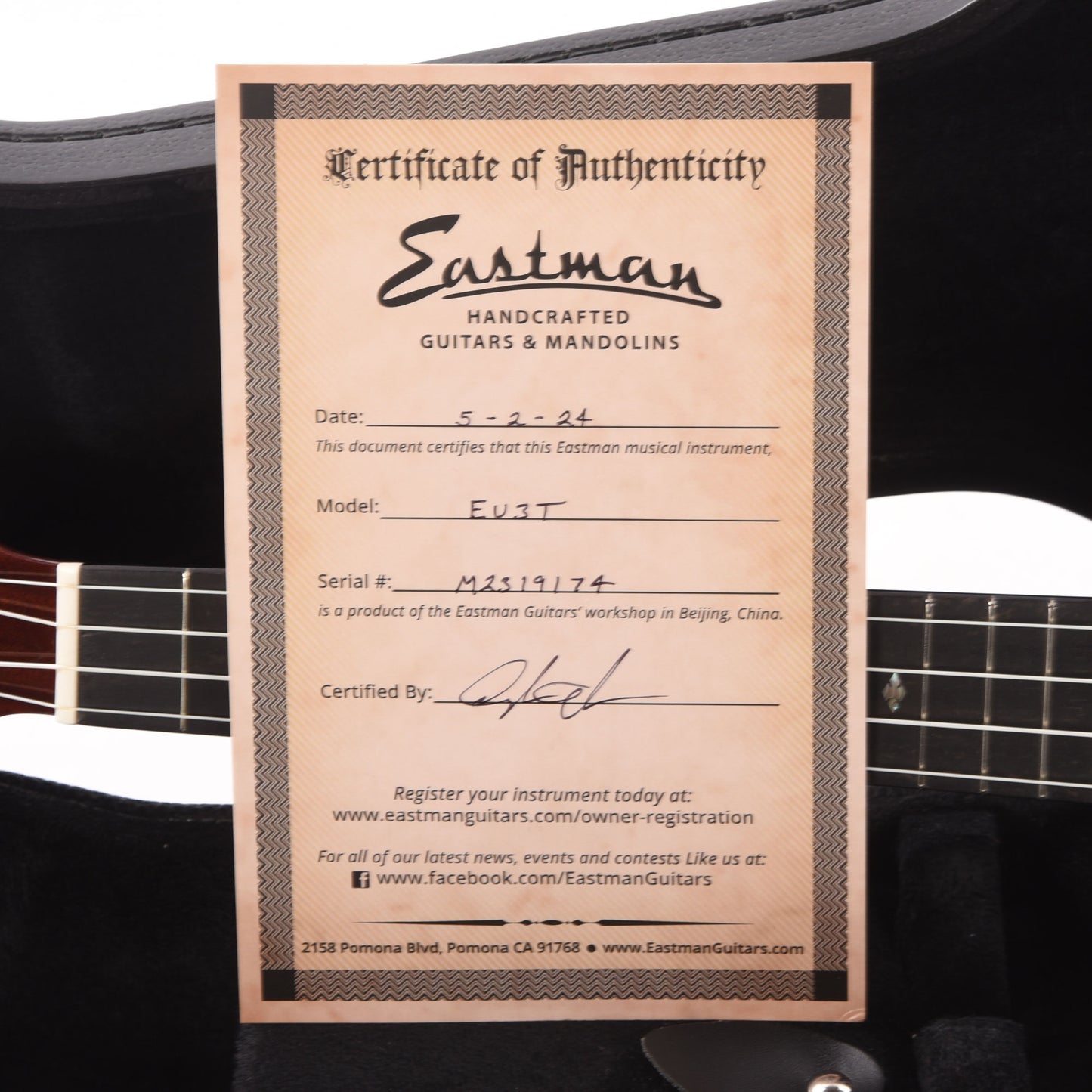 Eastman EU3 Tenor Mahogany Natural Folk Instruments / Ukuleles