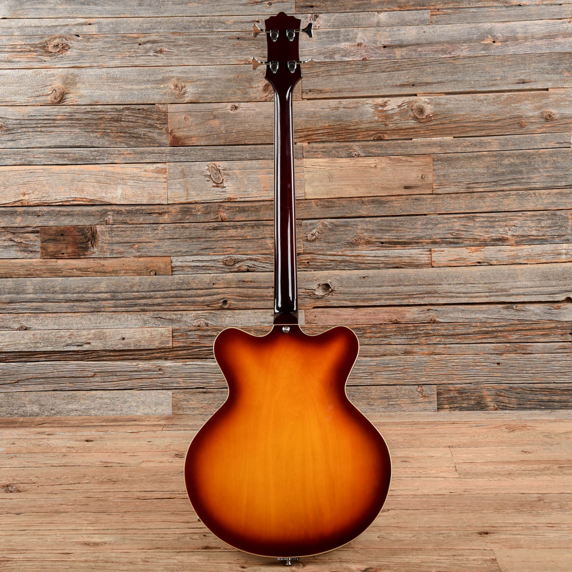 Eastwood Classic 4 Bass Sunburst Bass Guitars / 4-String