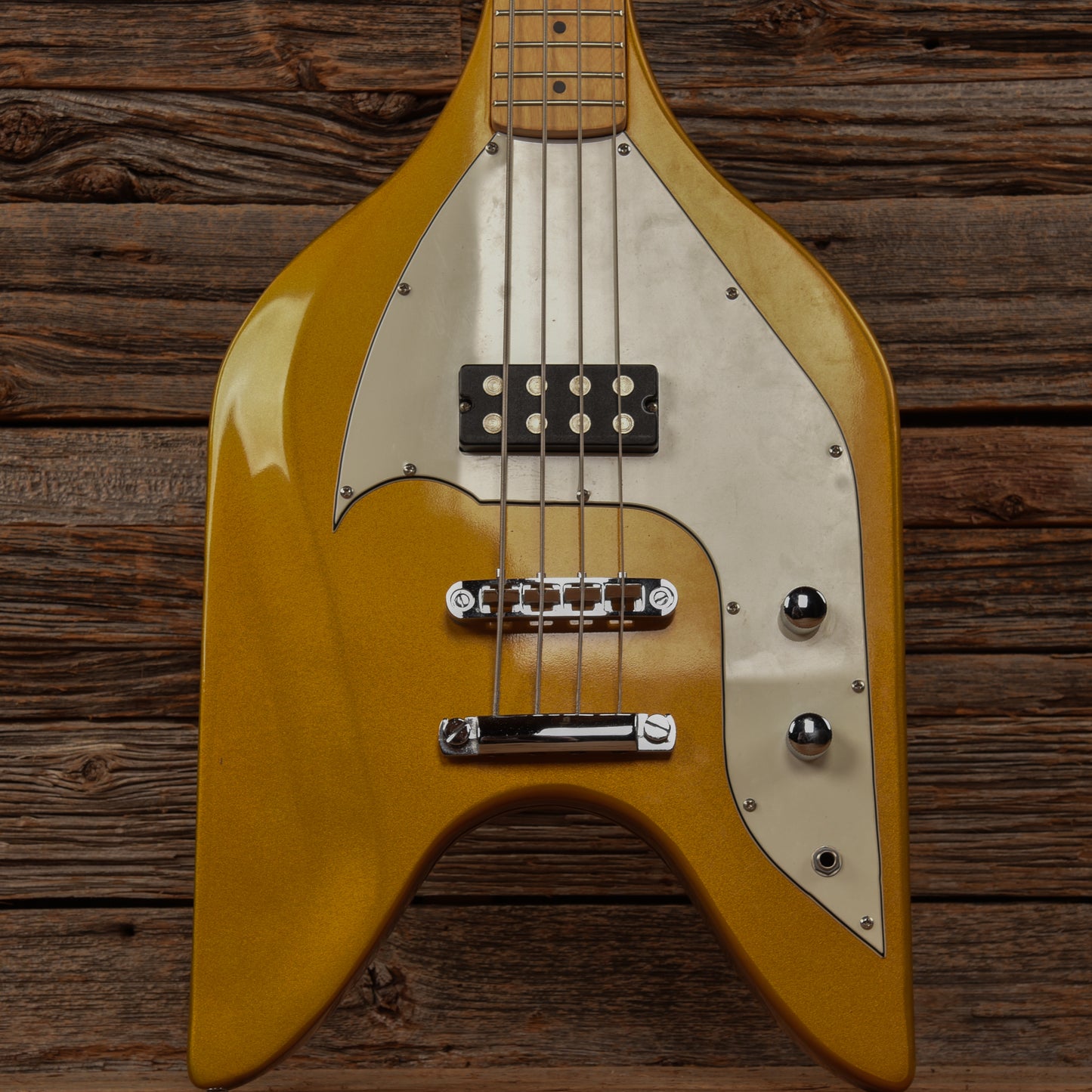 Eastwood Rocket Bass Gold Bass Guitars / 4-String