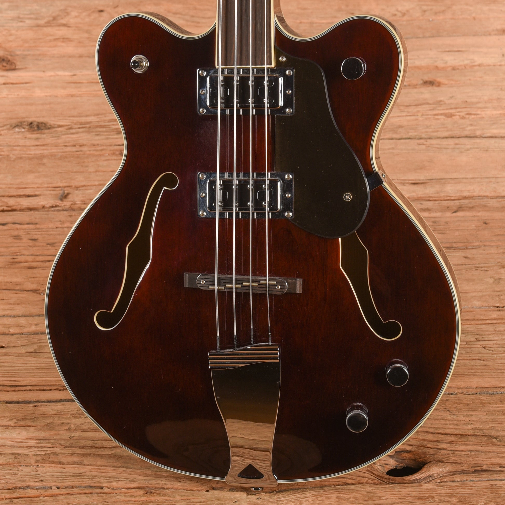 Eastwood Classic 4 Fretless Hollowbody Reissue Electric Bass Walnut Bass Guitars