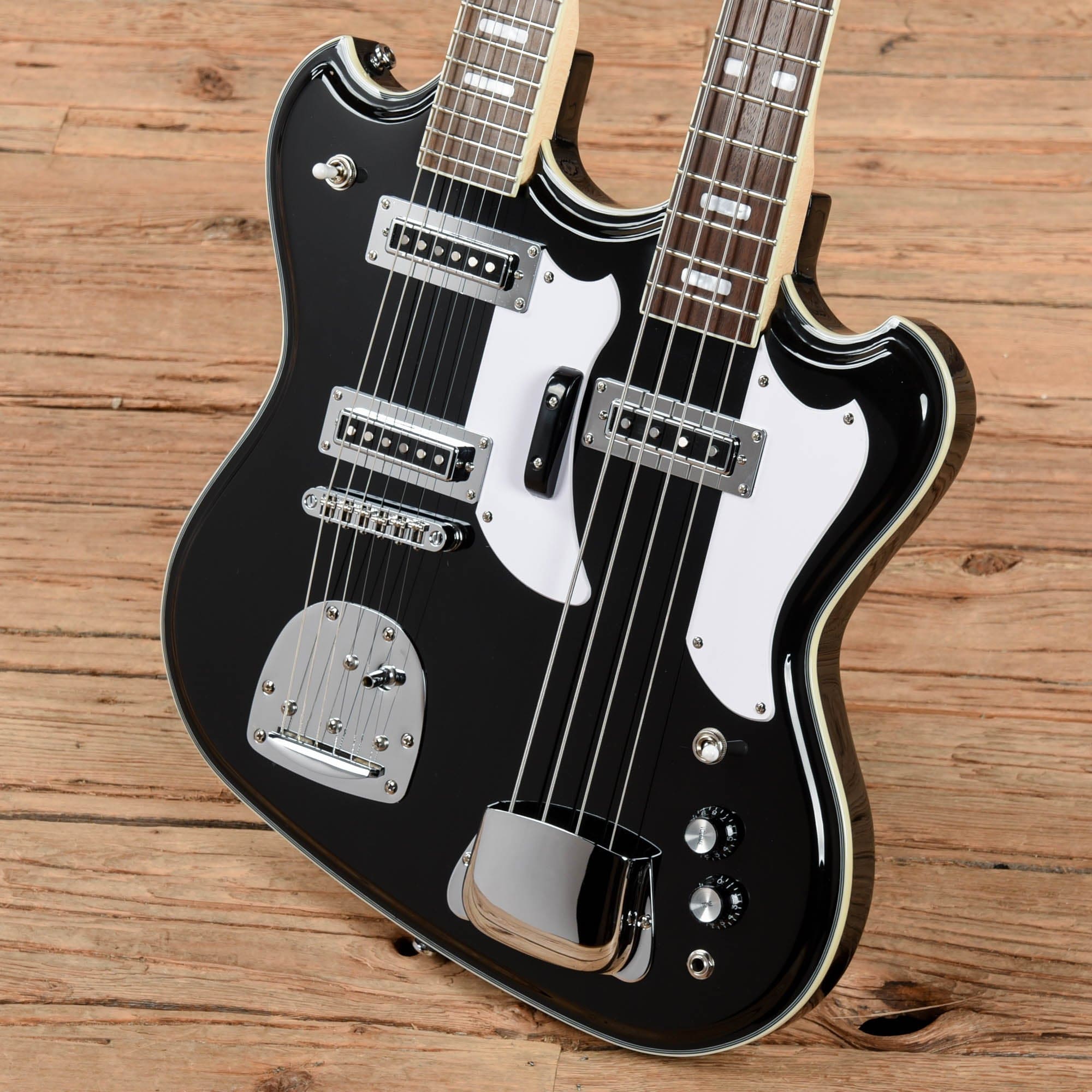 Eastwood 4/6 Black 2022 Electric Guitars / Solid Body