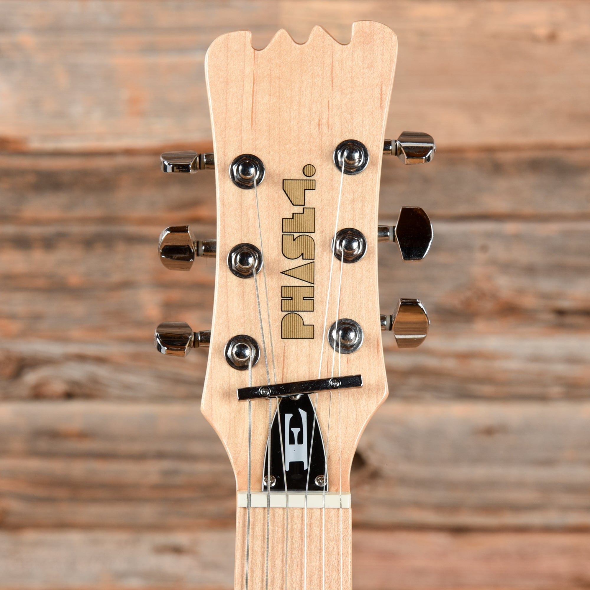 Eastwood Hi-Flyer Phase IV MT White Electric Guitars / Solid Body