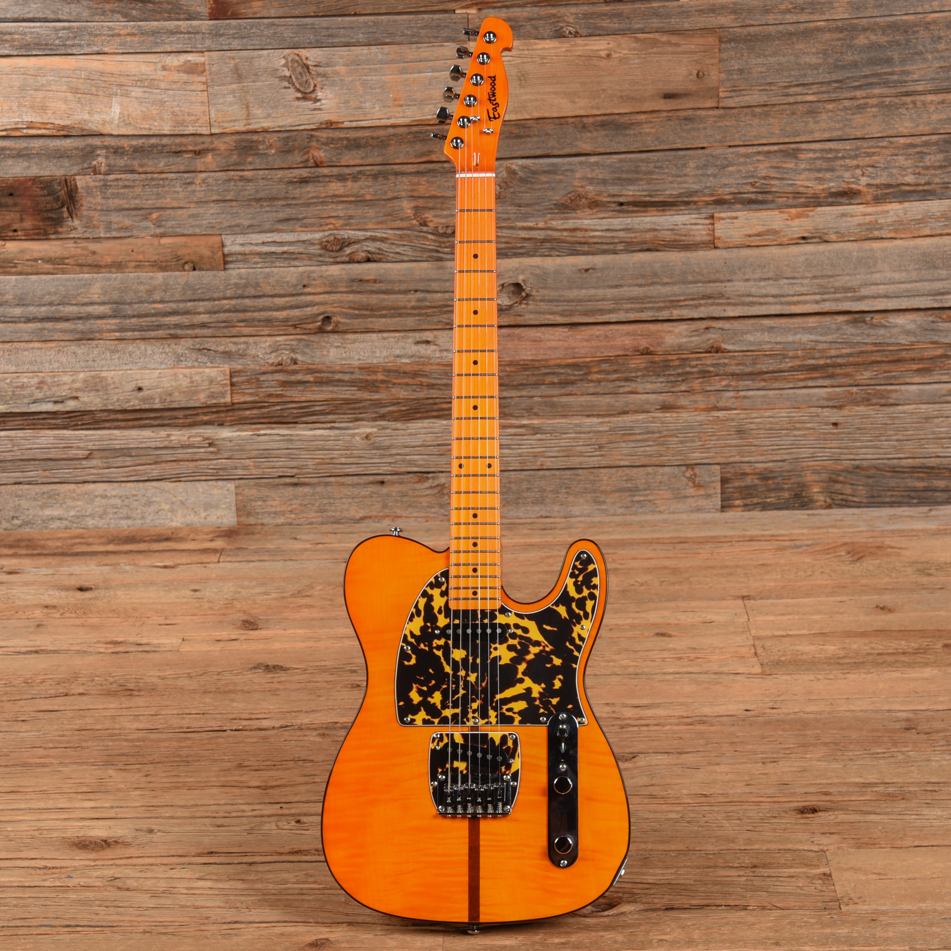 Eastwood Mad Cat Orange 2020 – Chicago Music Exchange