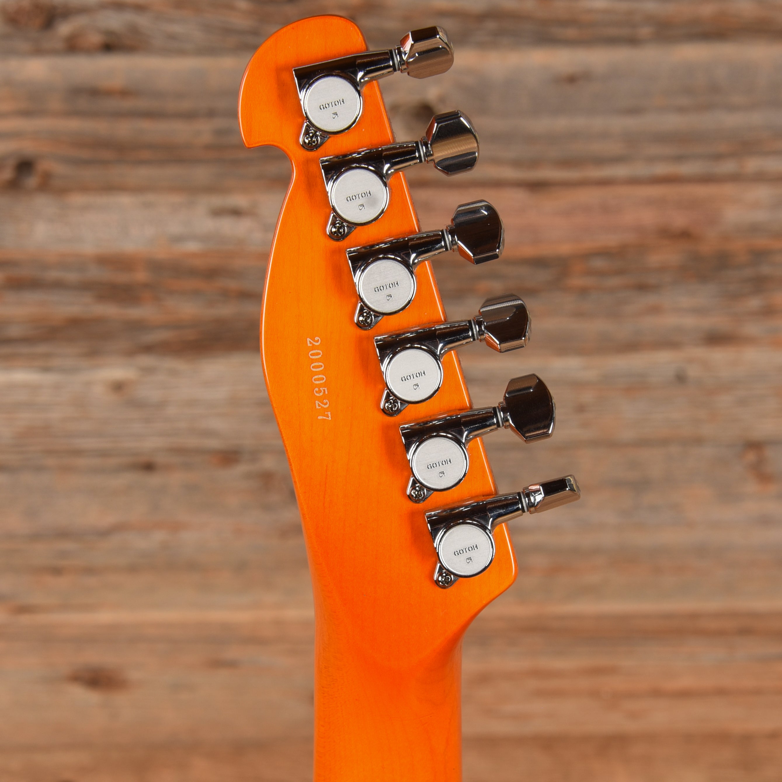 Eastwood Mad Cat Orange 2020 – Chicago Music Exchange