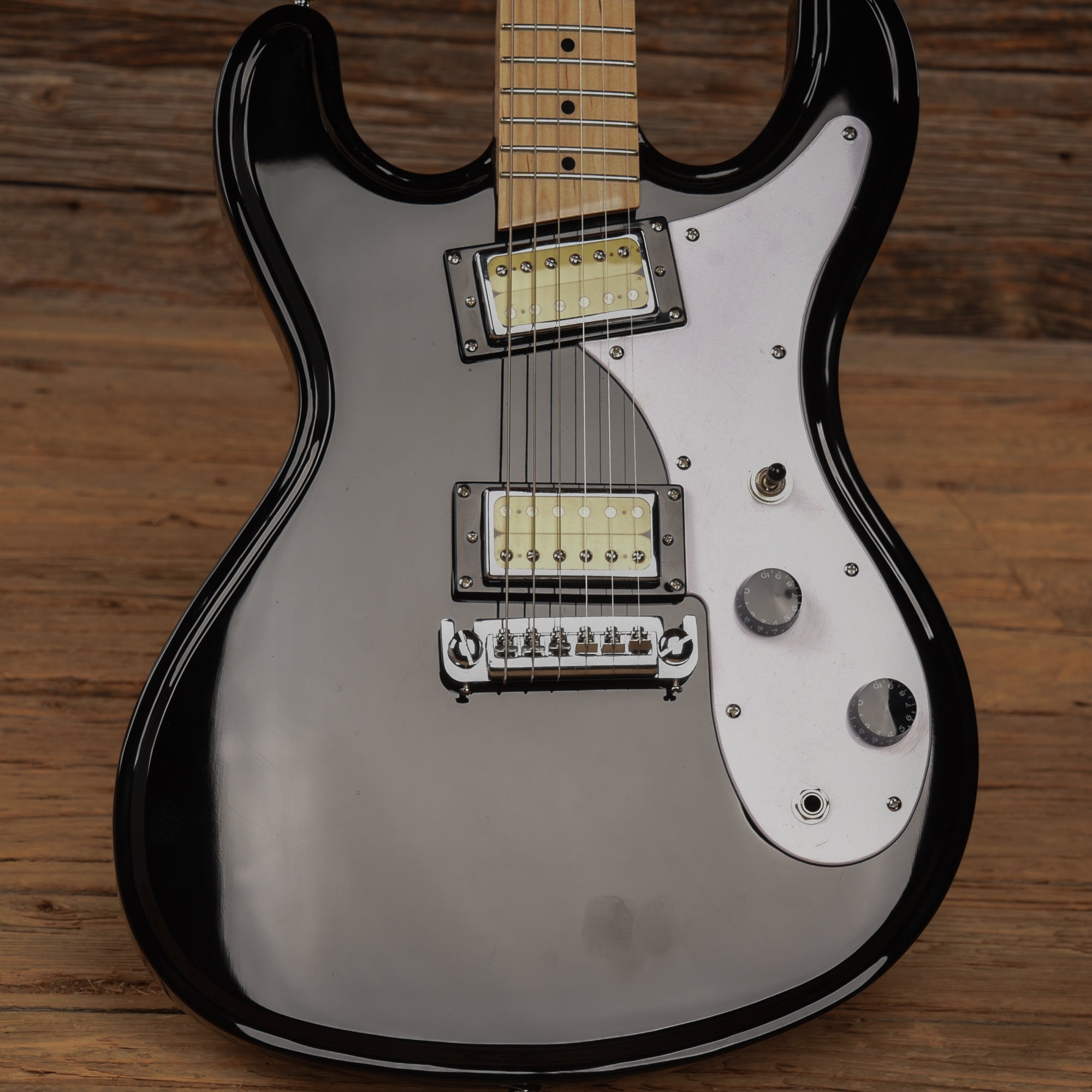 Eastwood Univox Hi-Flier Reissue Black 2023 Electric Guitars / Solid Body