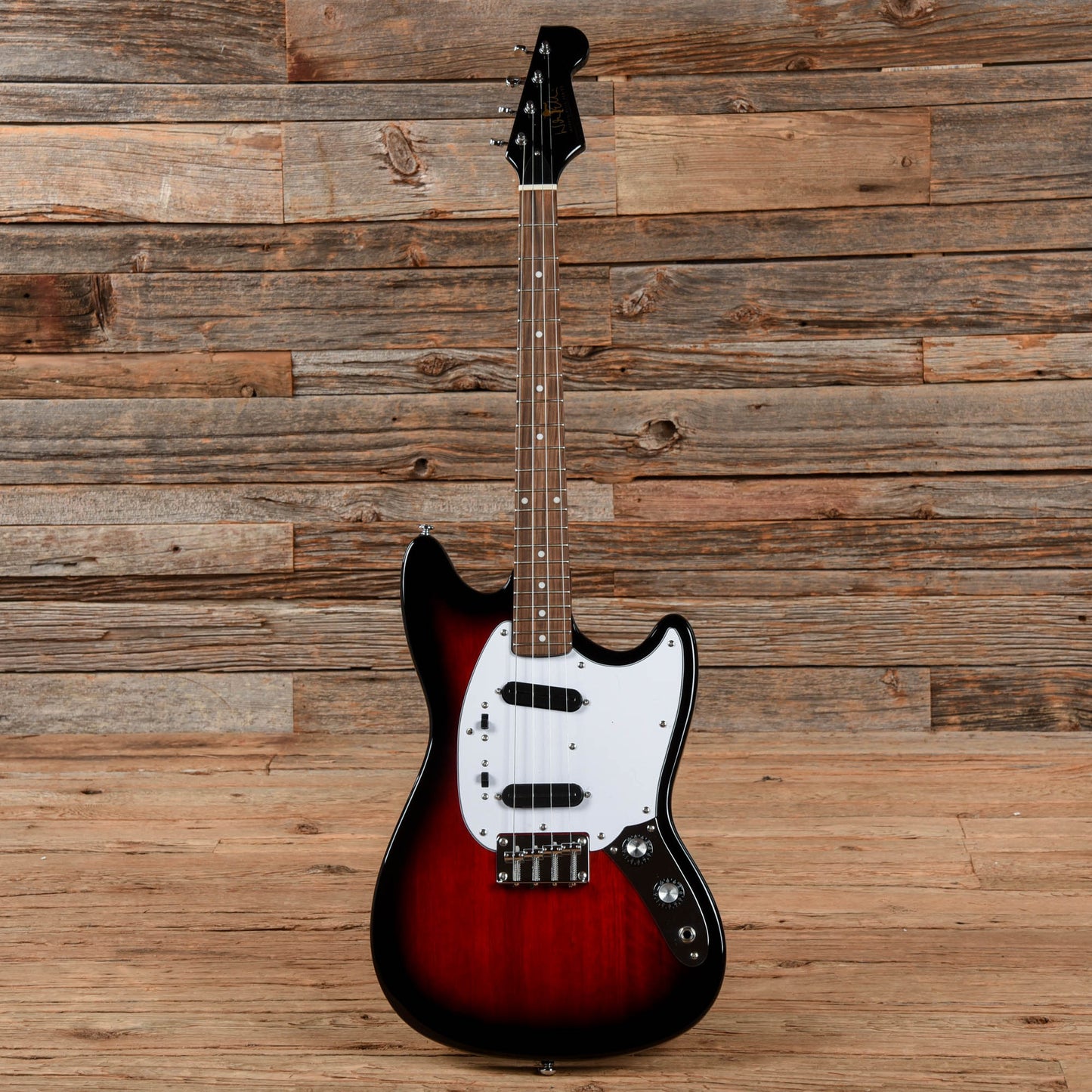 Eastwood Warren Ellis Duo-Special Electric Tenor Guitar Red Burst Electric Guitars / Solid Body