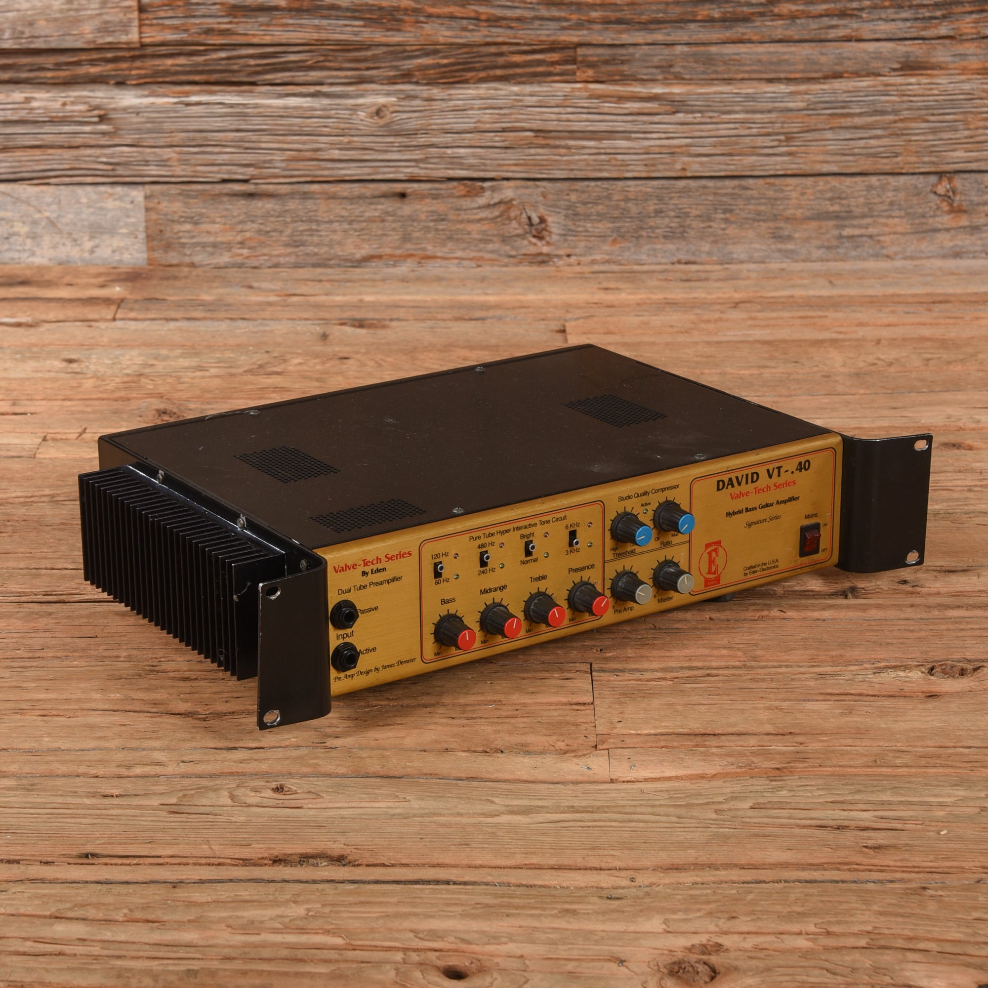 Eden VT40 400-Watt Bass Amp Head Amps / Guitar Amps / Guitar Cabinets