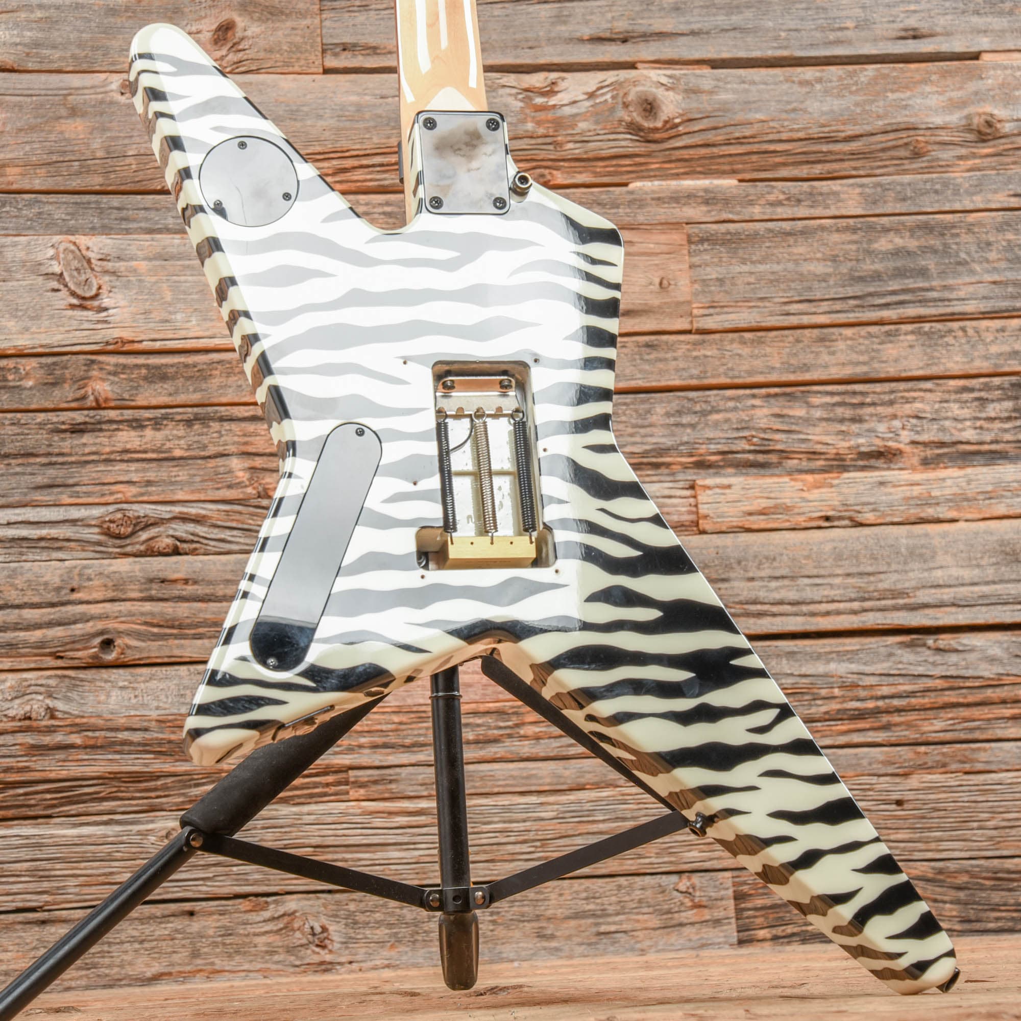 Edwards E-RS-160R Random Star White / Black 2021 – Chicago Music Exchange