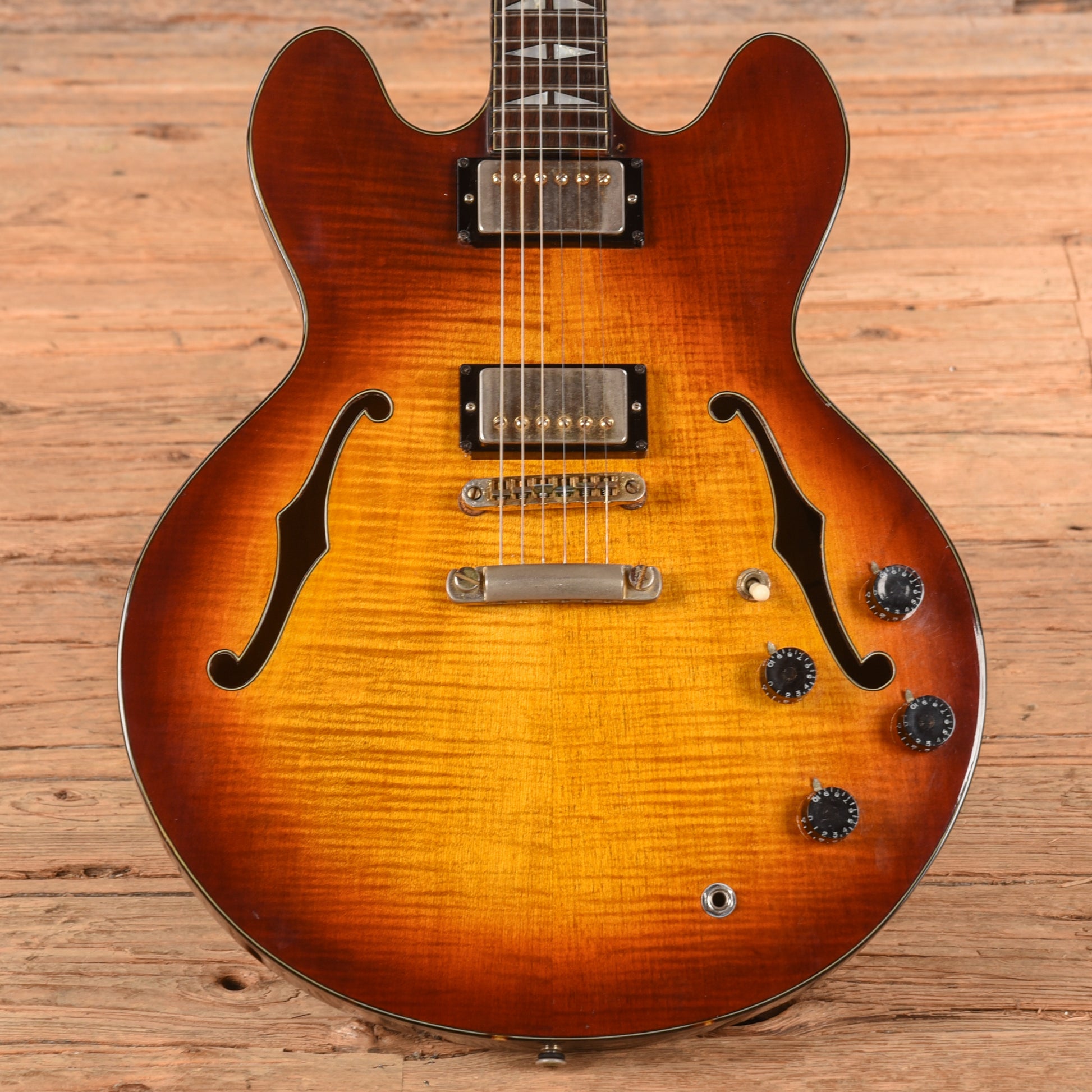 Electra X410 Sunburst Electric Guitars / Semi-Hollow