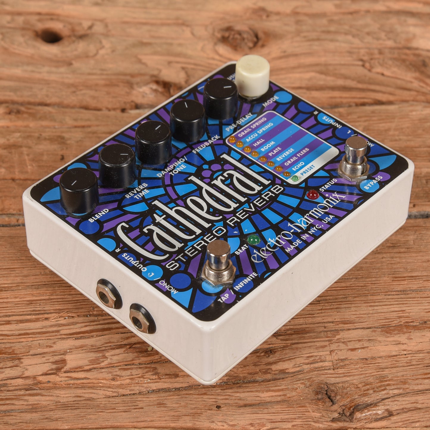 Electro-Harmonix Cathedral Stereo Reverb Effect Pedals