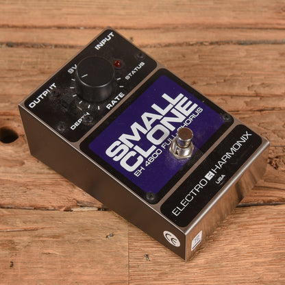 Electro-Harmonix EH4600 Small Clone Effect Pedals