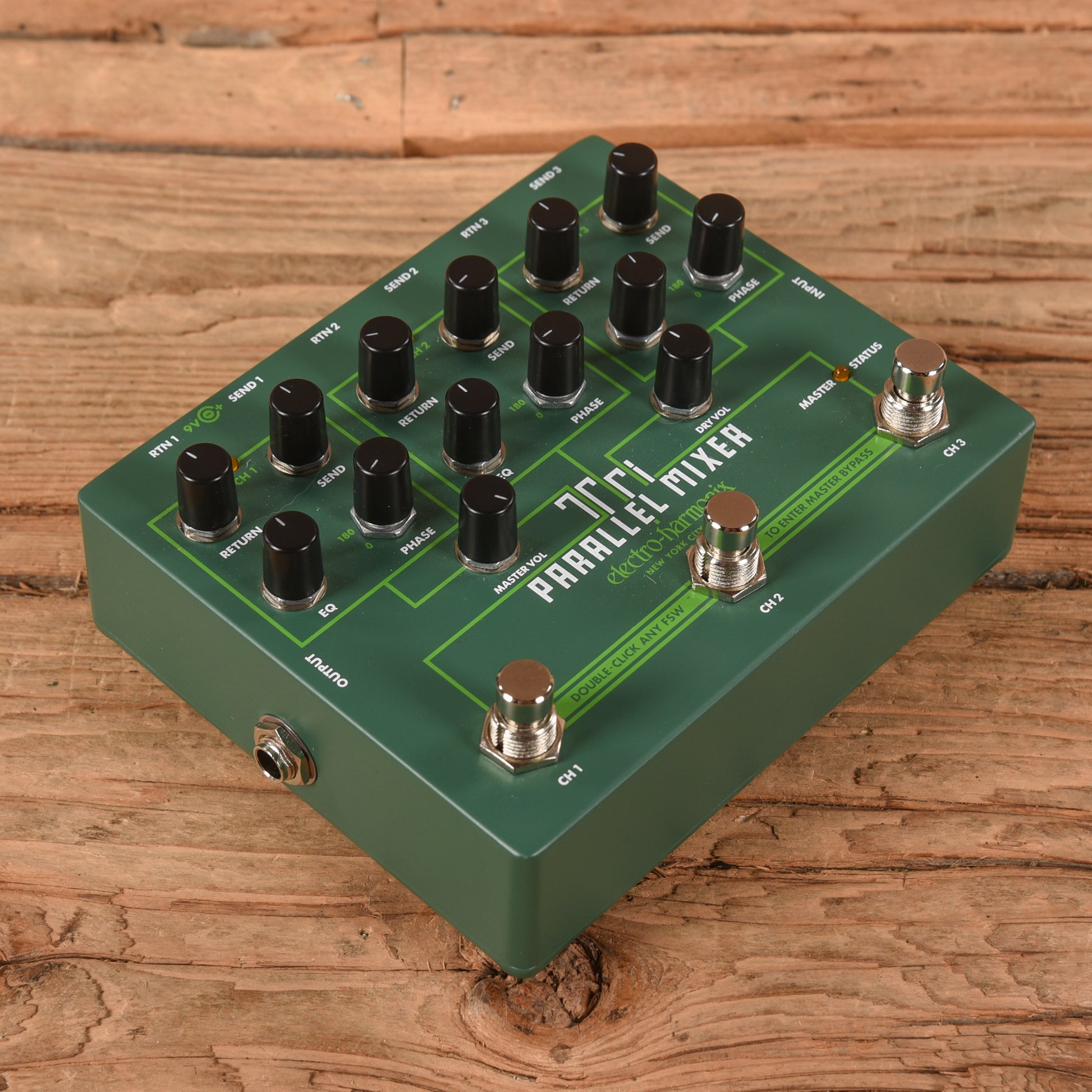 Electro-Harmonix Tri Parallel Mixer Effects Loop Mixer/Switcher Effect Pedals