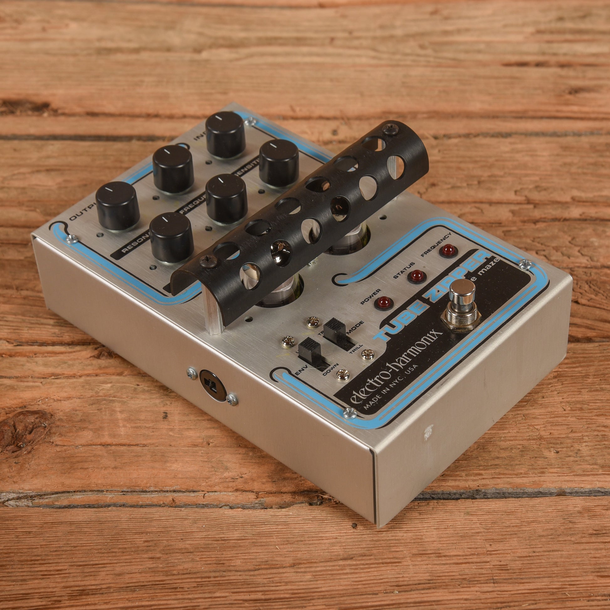 Electro-Harmonix Tube Zipper – Chicago Music Exchange