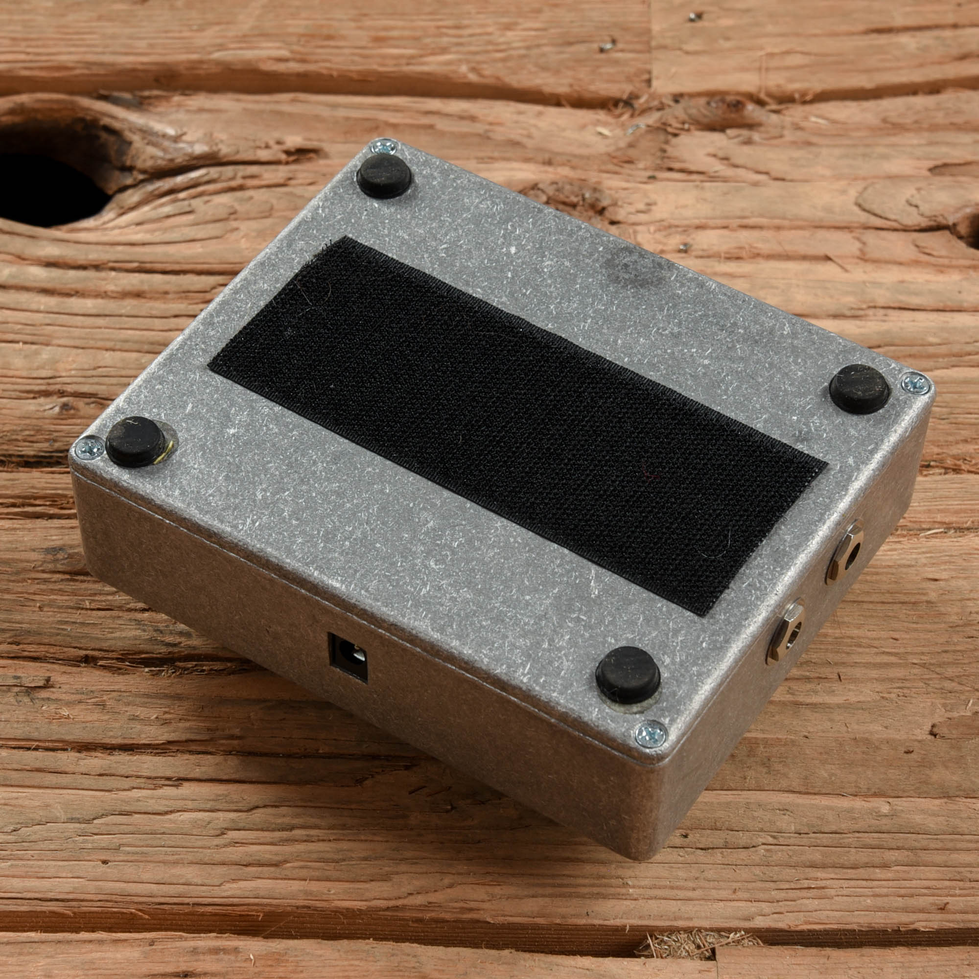 Electro-Harmonix Deluxe Bass Big Muff Pi Distortion / Sustainer Effects and Pedals / Bass Pedals
