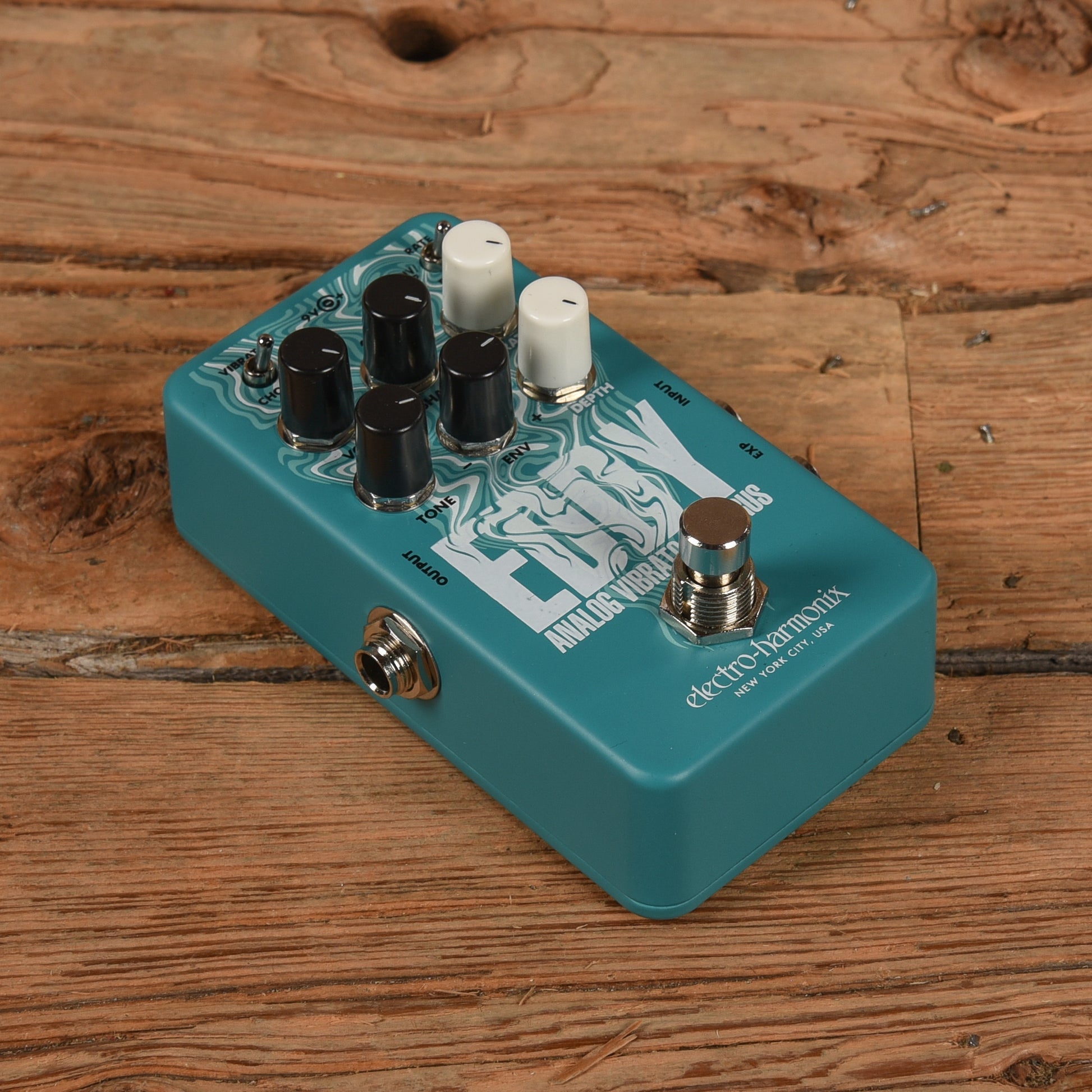 Electro-Harmonix Eddy Effects and Pedals / Chorus and Vibrato