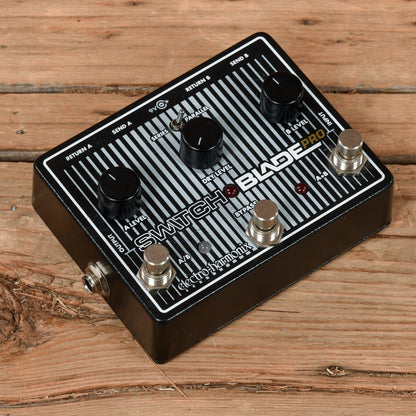 Electro-Harmonix Switchblade Pro Deluxe Channel Selector Effects and Pedals / Controllers, Volume and Expression