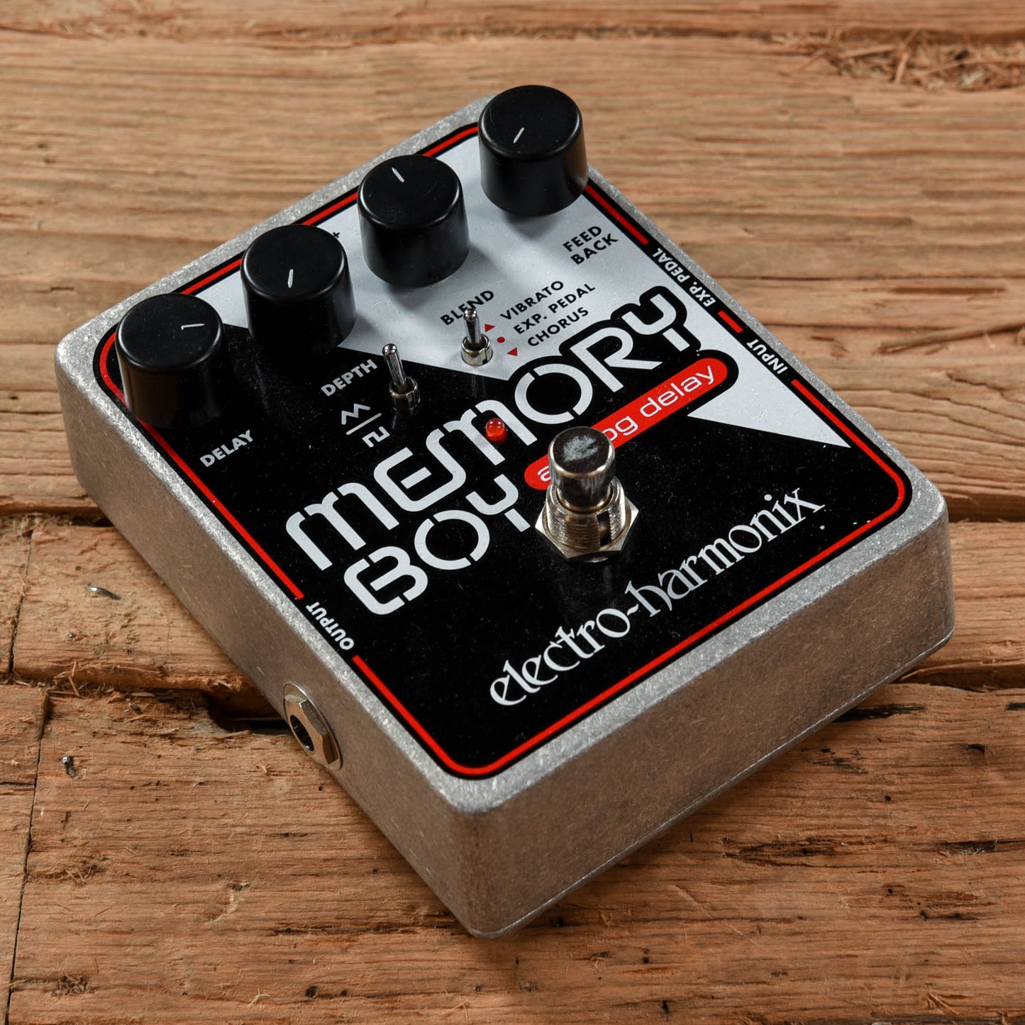Electro-Harmonix Memory Boy Effects and Pedals / Delay