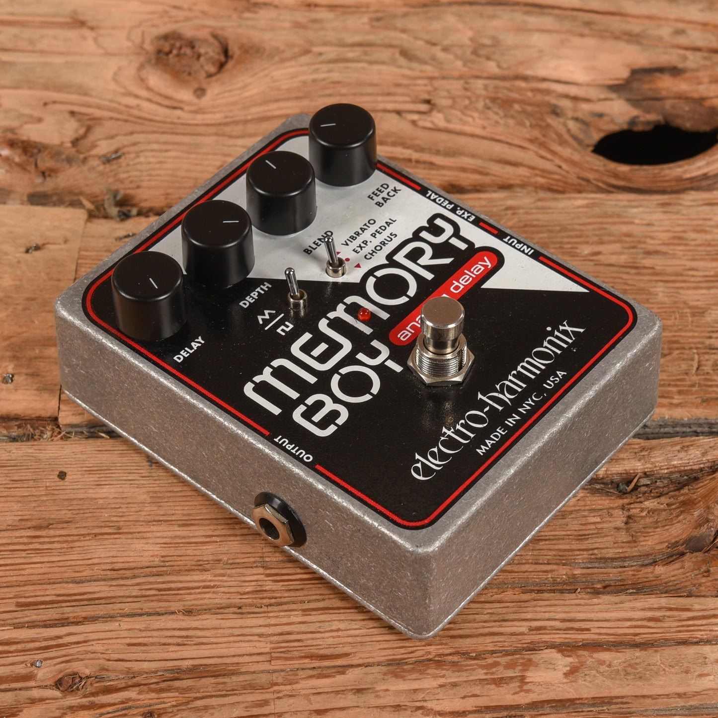 Electro-Harmonix Memory Boy Effects and Pedals / Delay