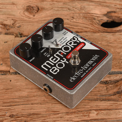 Electro-Harmonix Memory Boy Effects and Pedals / Delay