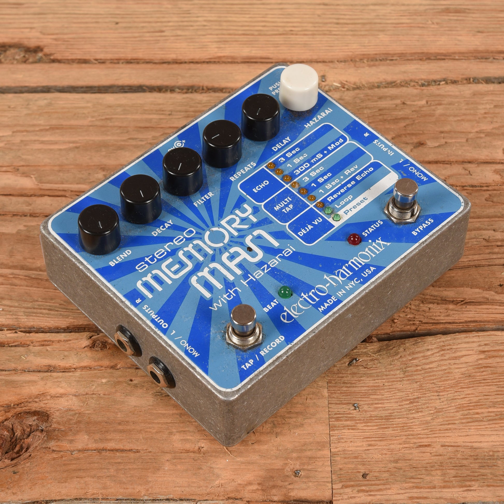 Electro-Harmonix Memory Man Stereo with Hazarai Effects and Pedals / Delay