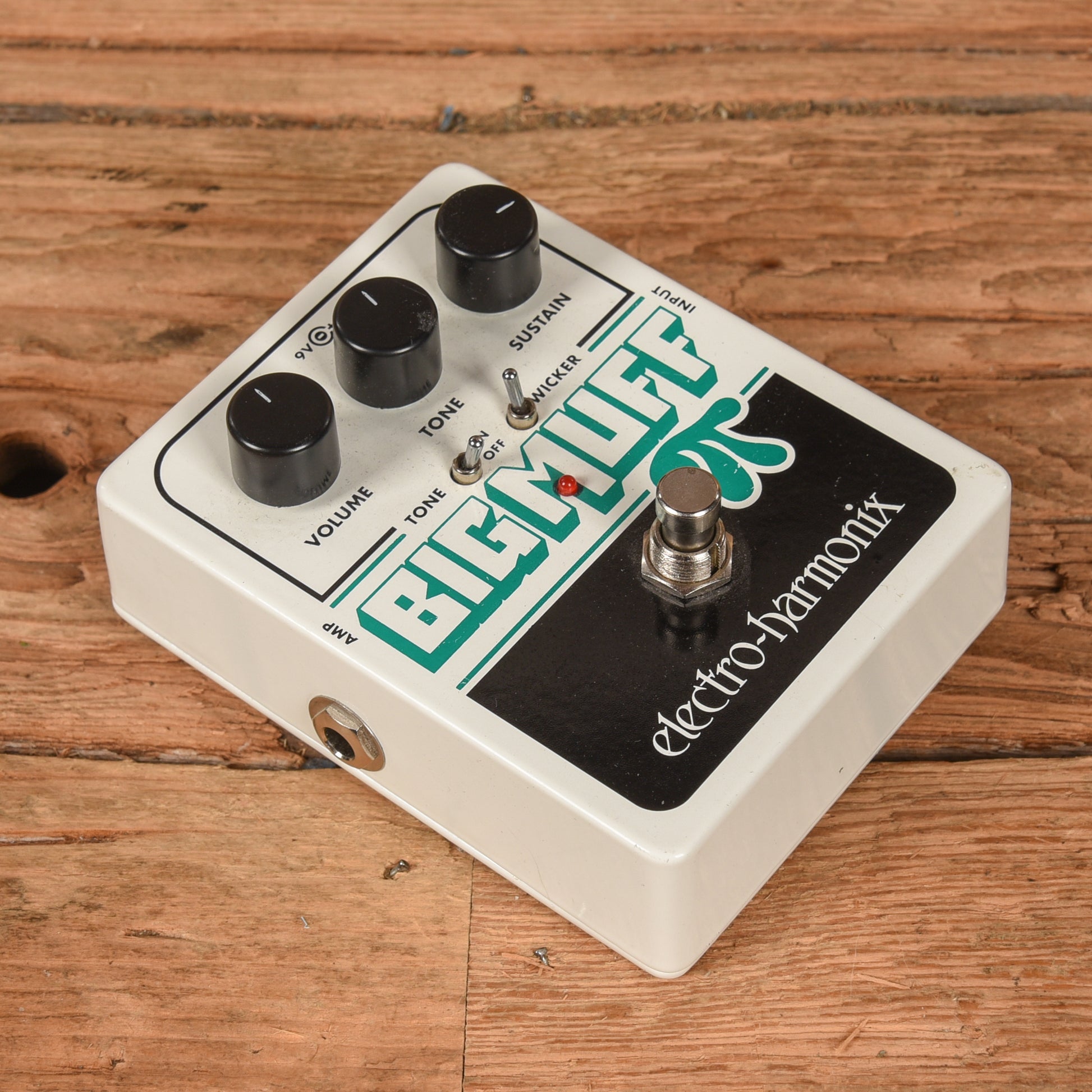 Electro-Harmonix Big Muff with Tone Wicker Effects and Pedals / Fuzz