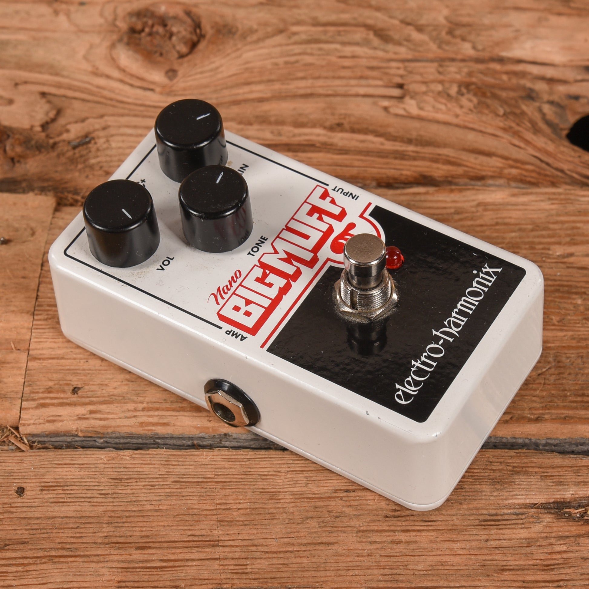 Electro-Harmonix Nano Big Muff Effects and Pedals / Fuzz