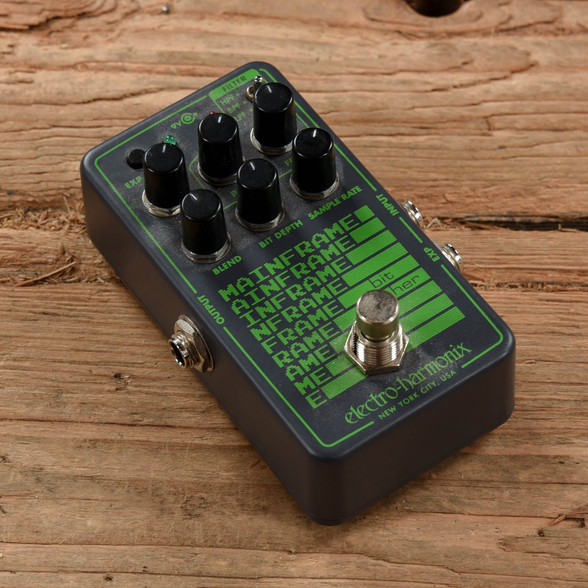 Electro-Harmonix Mainframe Bit Crusher Effects and Pedals / Noise Generators