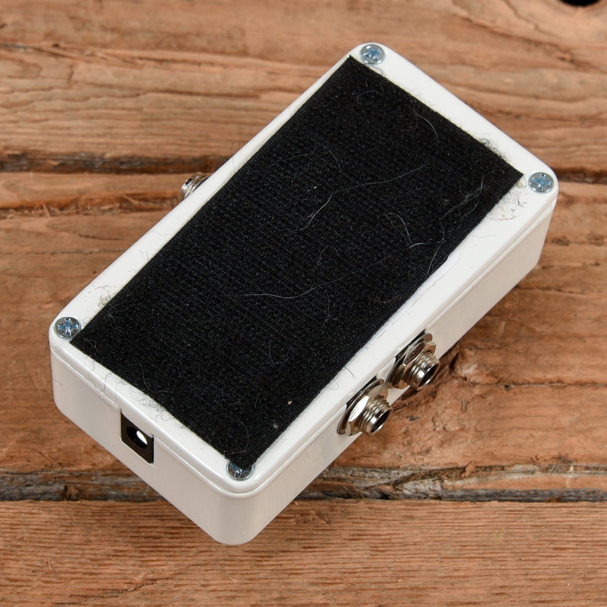 Electro-Harmonix Pitch Fork Effects and Pedals / Octave and Pitch