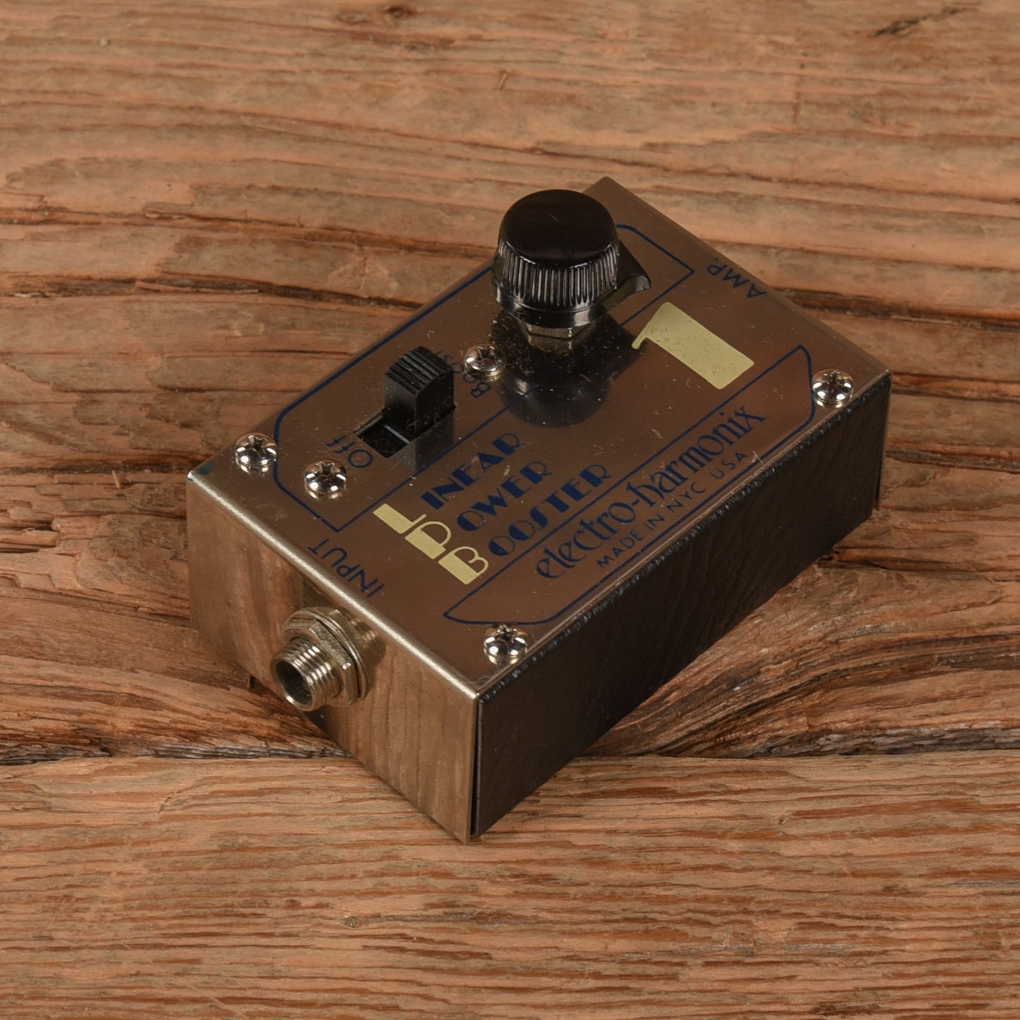 Electro-Harmonix Linear Power Boost Effects and Pedals / Overdrive and Boost