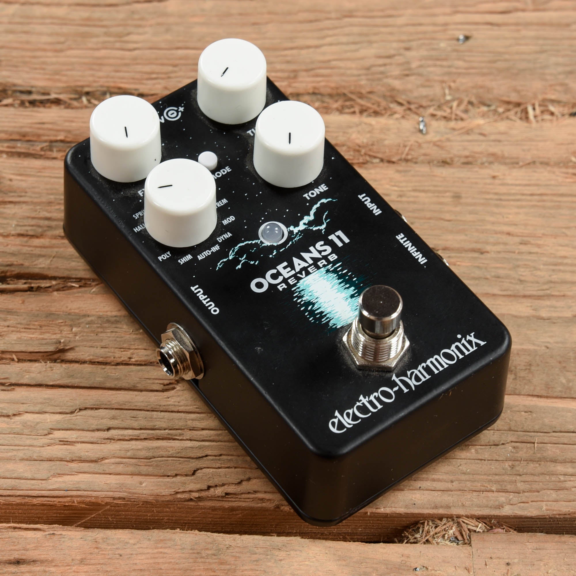 Electro-Harmonix Oceans 11 Reverb Effects and Pedals / Reverb