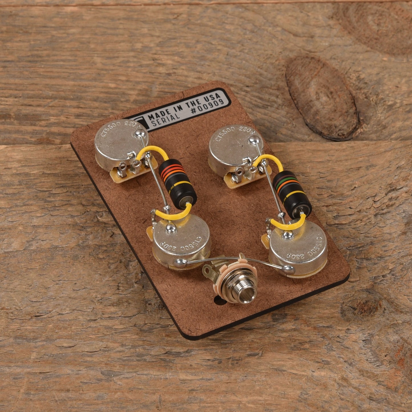 Emerson Custom Prewired Kit for Les Paul Short Shaft 3/8" (500K Pots, 0.022Uf & 0.015Uf Bumblebee) Parts / Pickguards