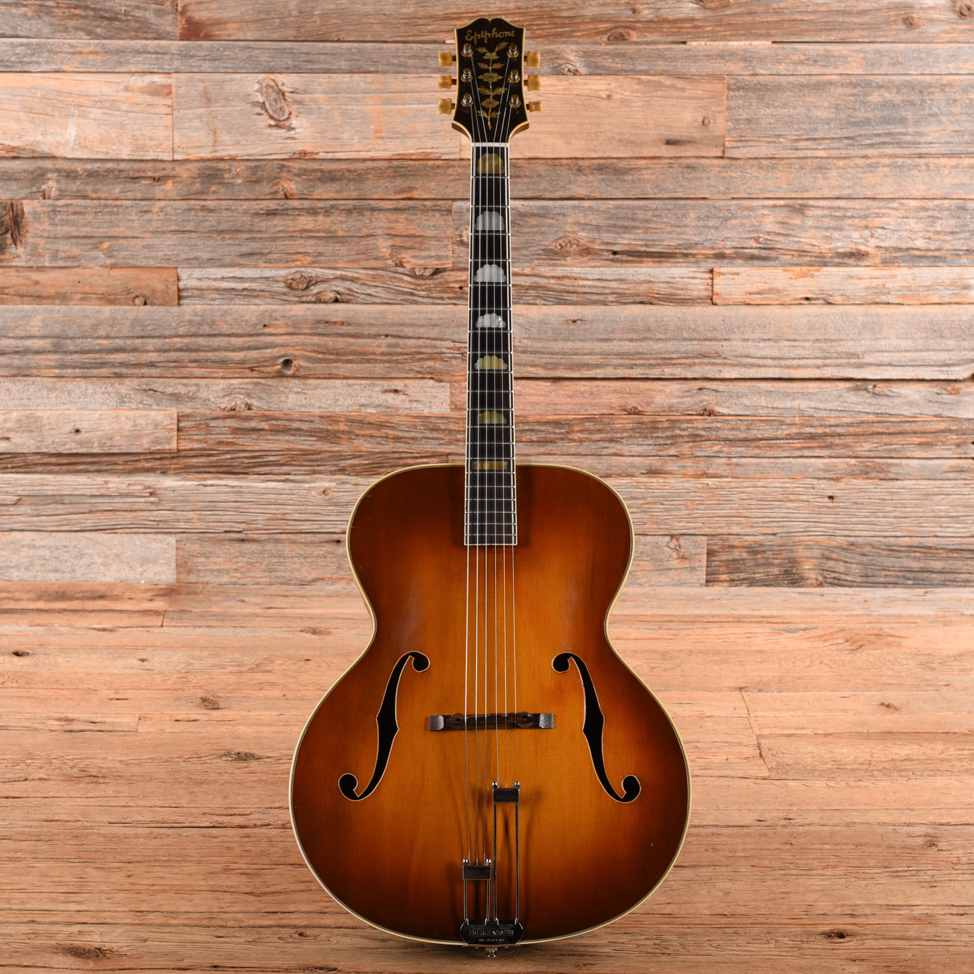 Epiphone Deluxe Sunburst 1945 Acoustic Guitars
