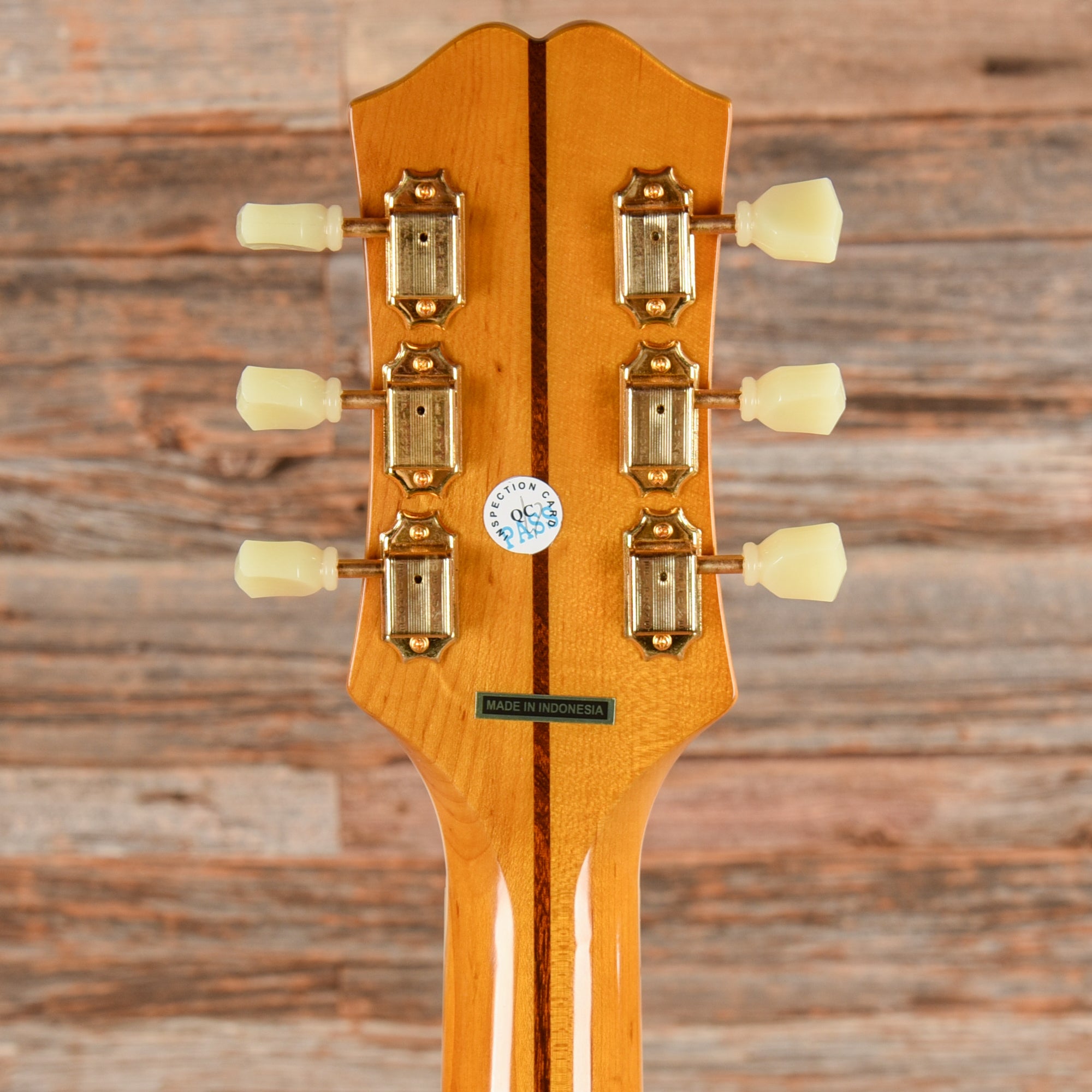 Epiphone J-200 Natural 2022 Acoustic Guitars