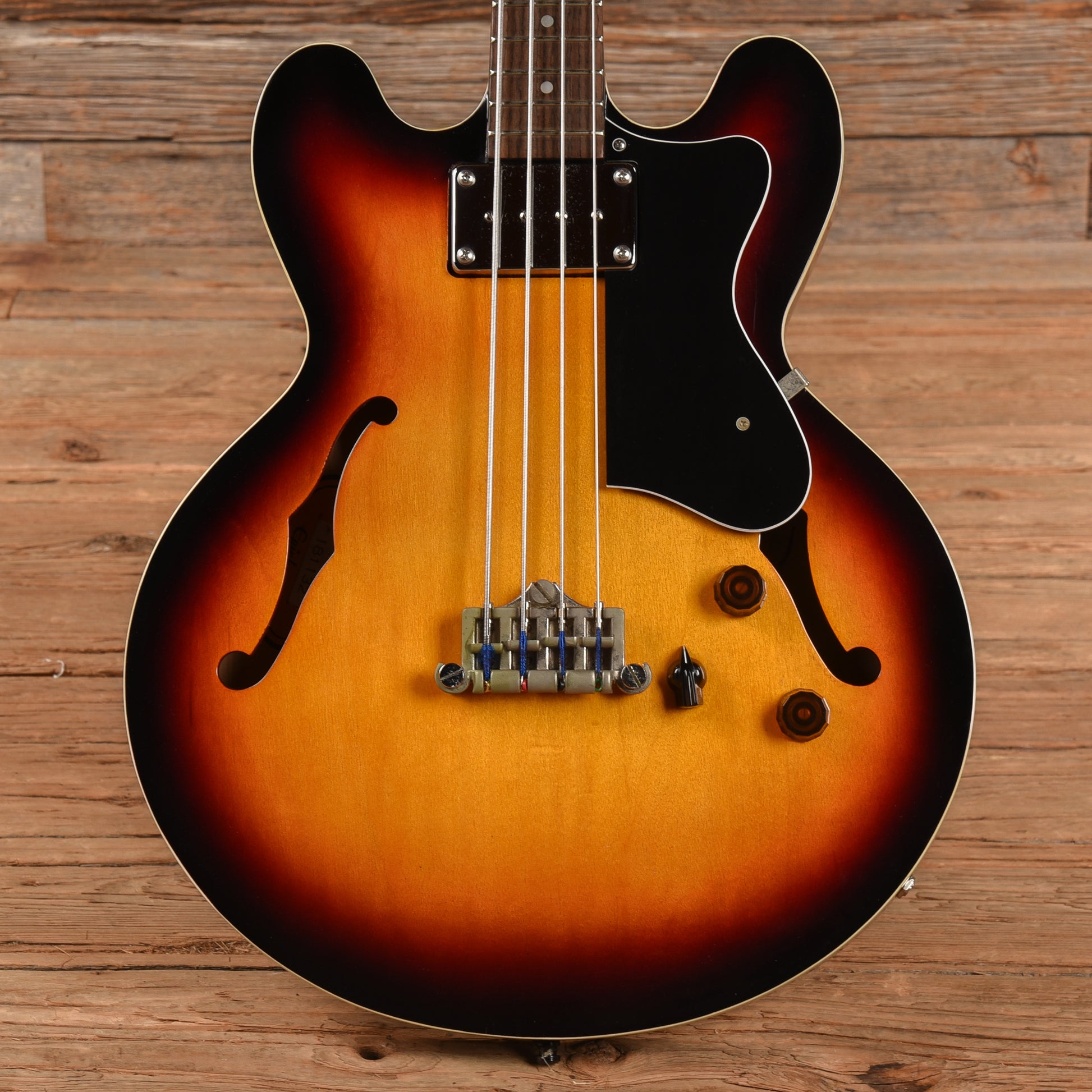 Epiphone Rivoli Reissue Sunburst Bass Guitars / 4-String