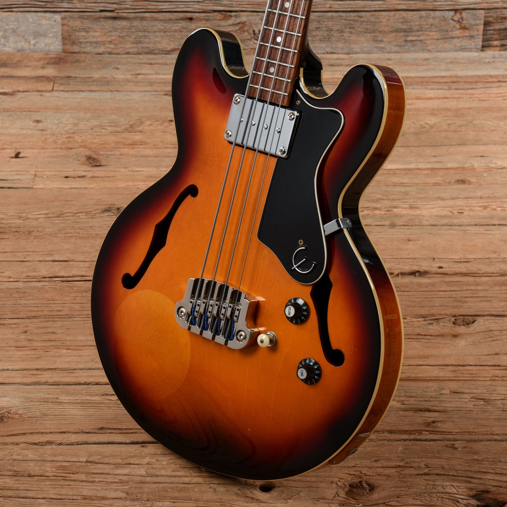 Epiphone Rivoli Sunburst 1997 Bass Guitars / 4-String