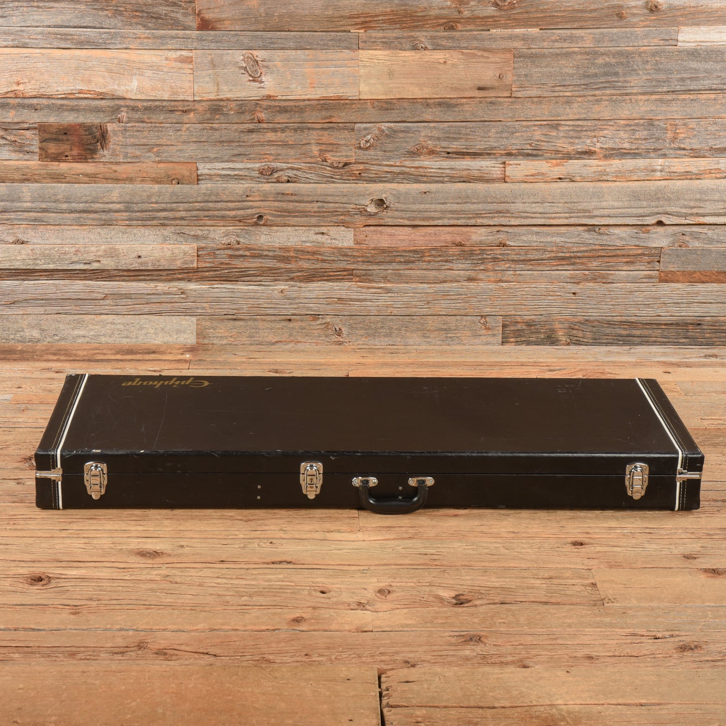 Epiphone Thunderbird Candy Apple Red 2006 Bass Guitars / 4-String