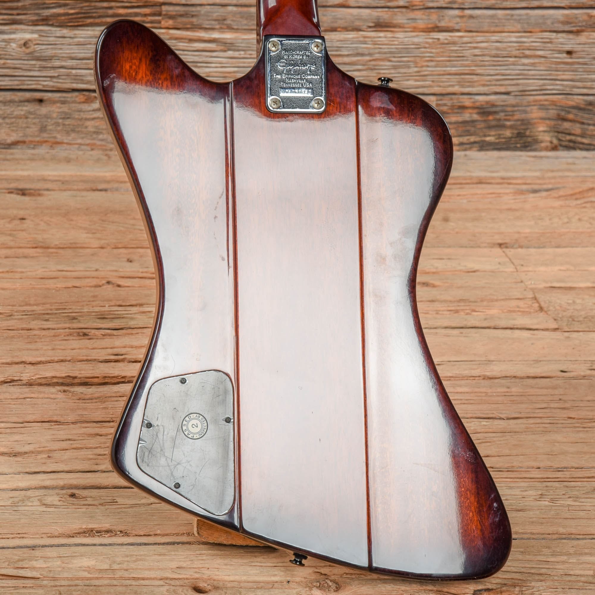 Epiphone Thunderbird Sunburst 2001 Bass Guitars / 4-String