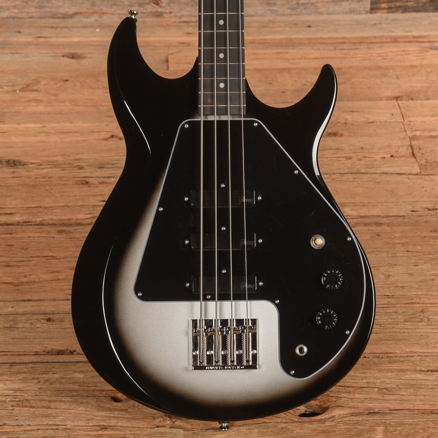 Epiphone Mike Dirnt Signature Grabber G-3 Bass Silverburst 2025 Bass Guitars