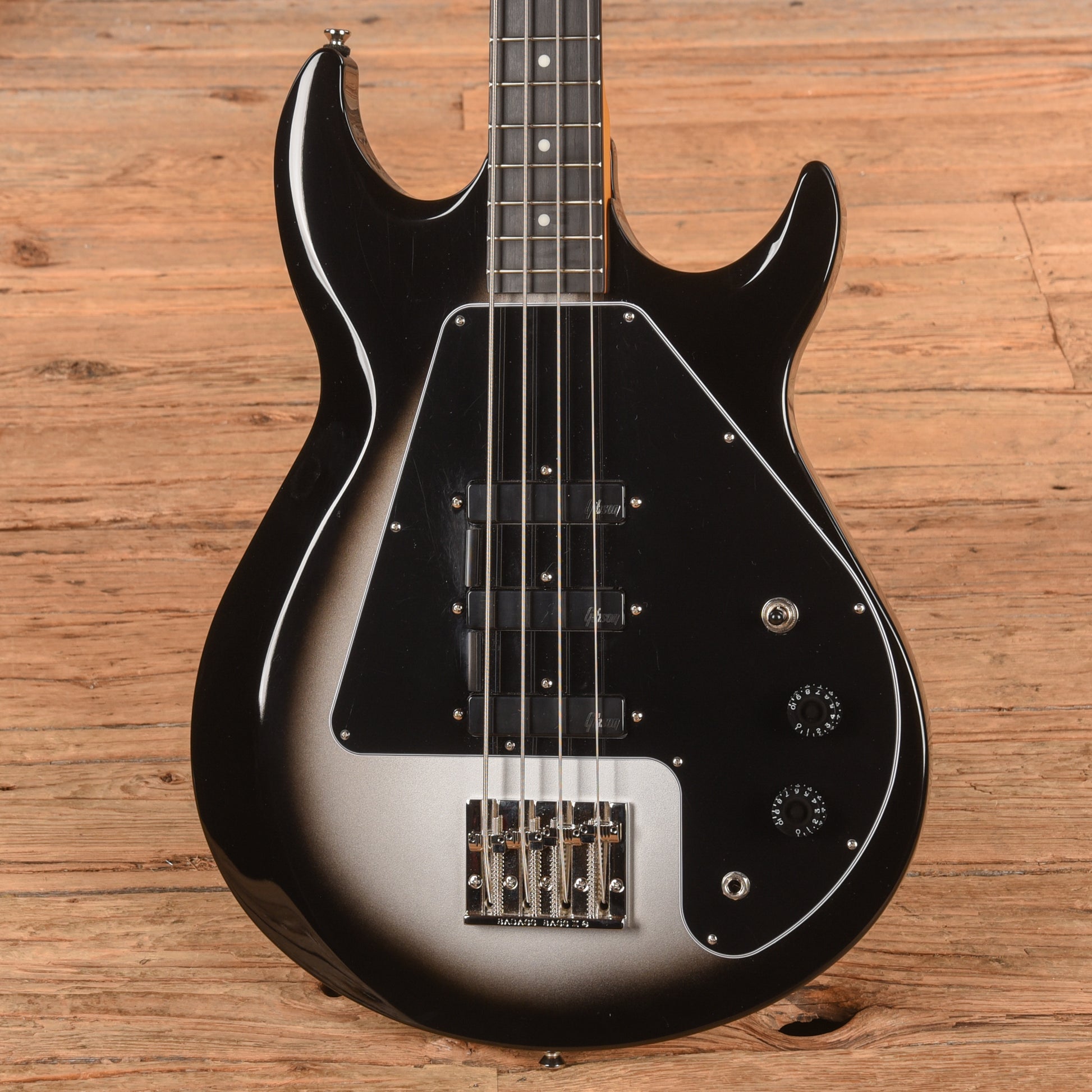 Epiphone Mike Dirnt Signature Grabber G3 Silverburst 2025 Bass Guitars