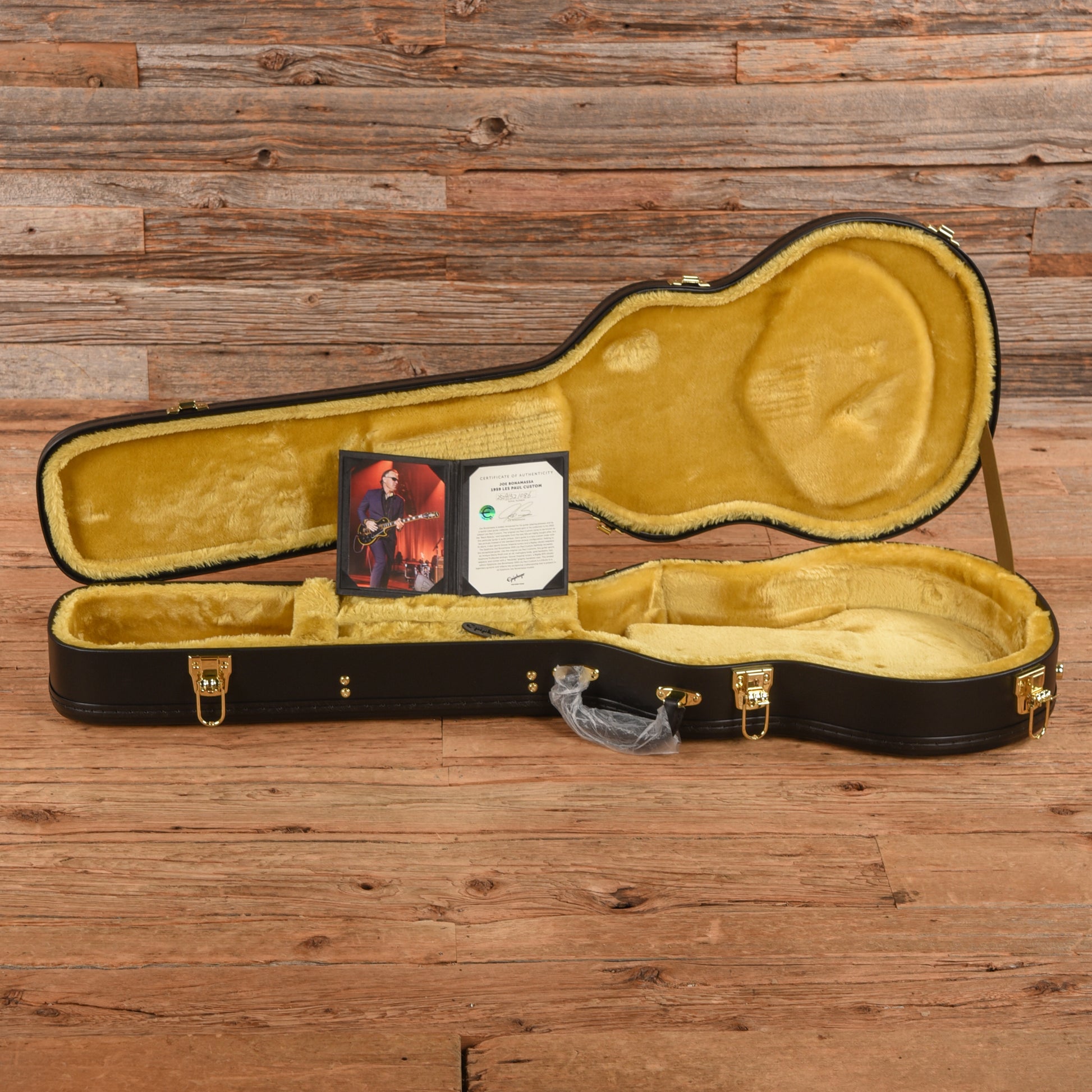 Epiphone Artist Joe Bonamassa ‘59 Les Paul Custom Antique Ebony w/Nerdville Hardshell Case Electric Guitars