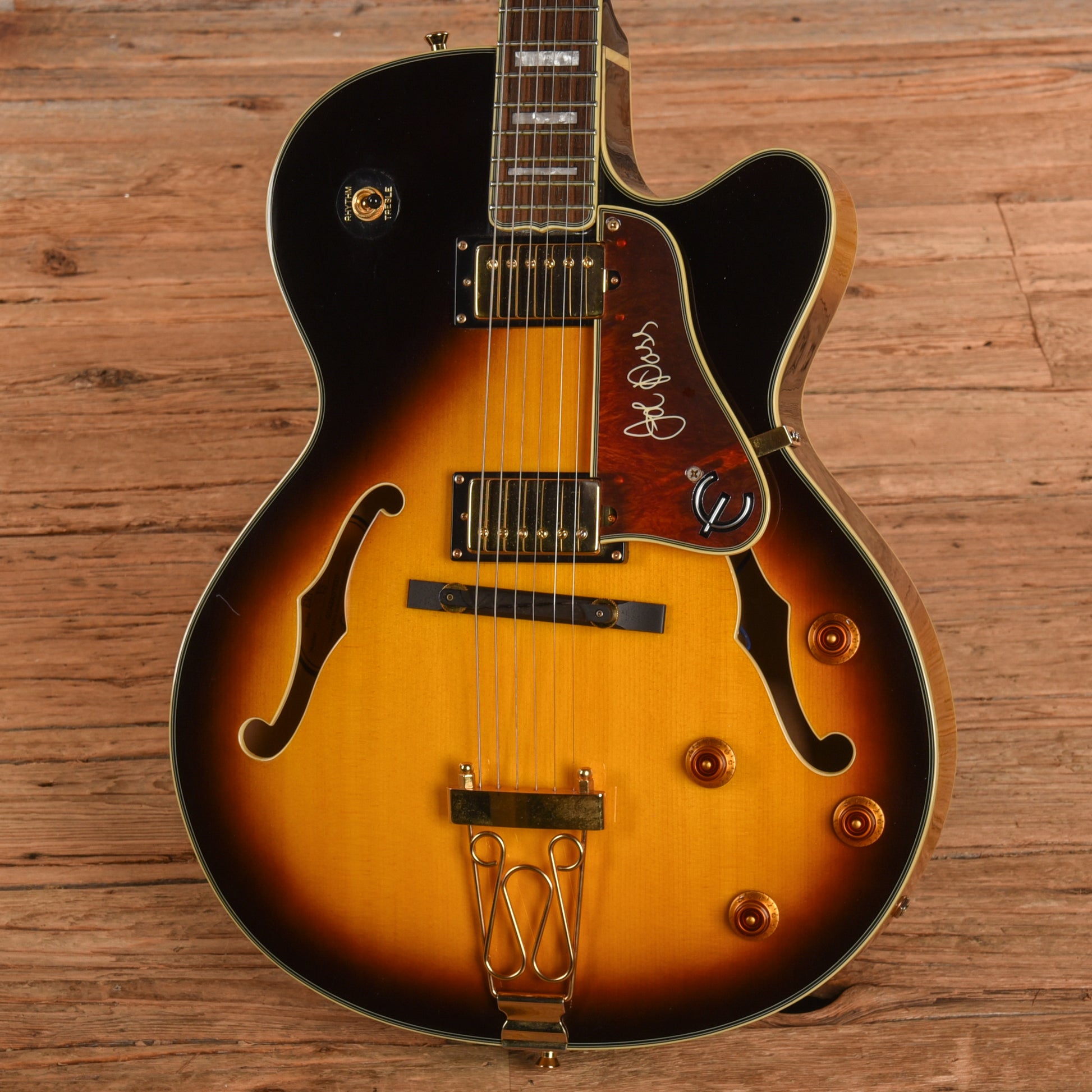 Epiphone Joe Pass Signature Emperor II Vintage Sunburst 2006 Electric Guitars