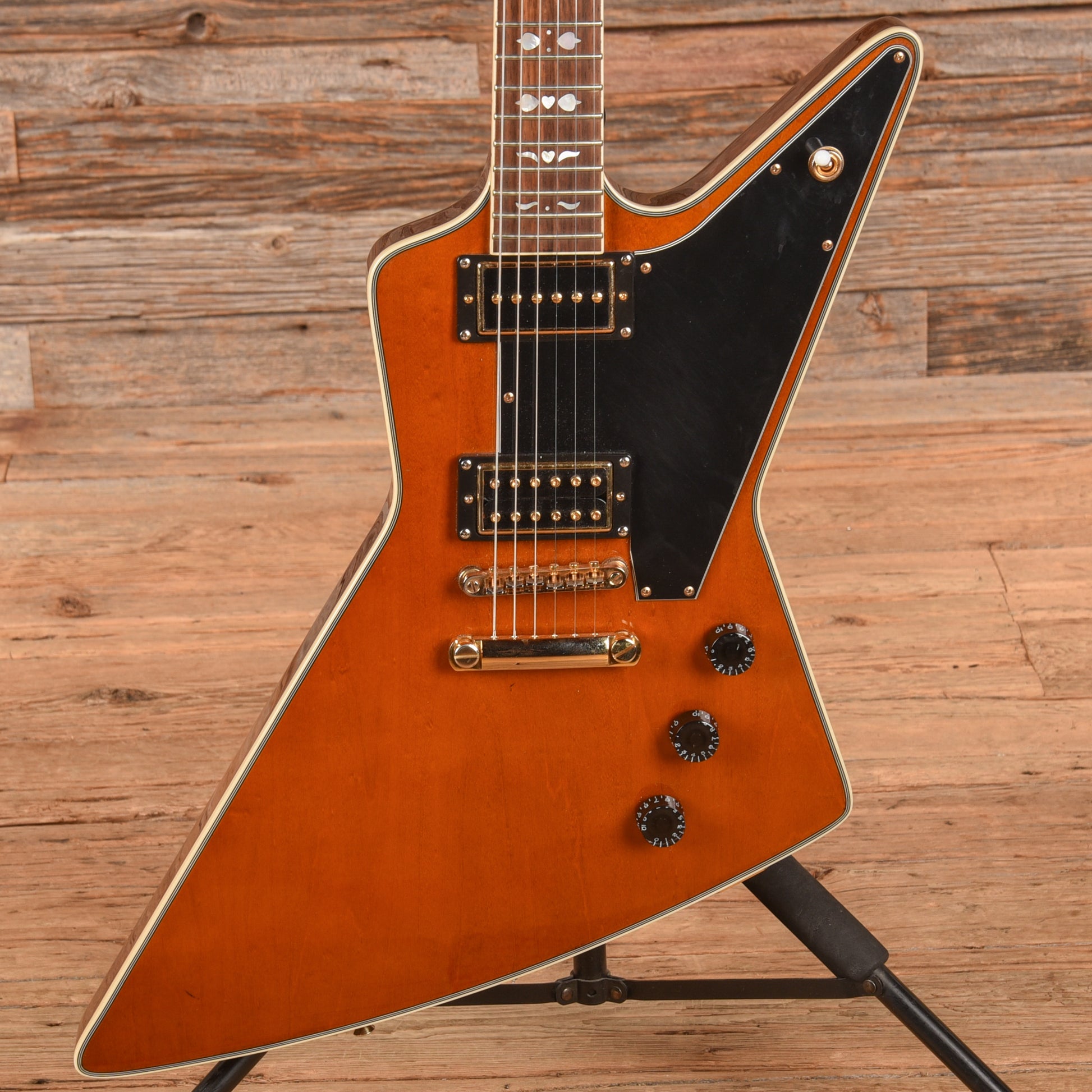 Epiphone Lee Malia Signature Explorer Custom Artisan Walnut 2017 Electric Guitars