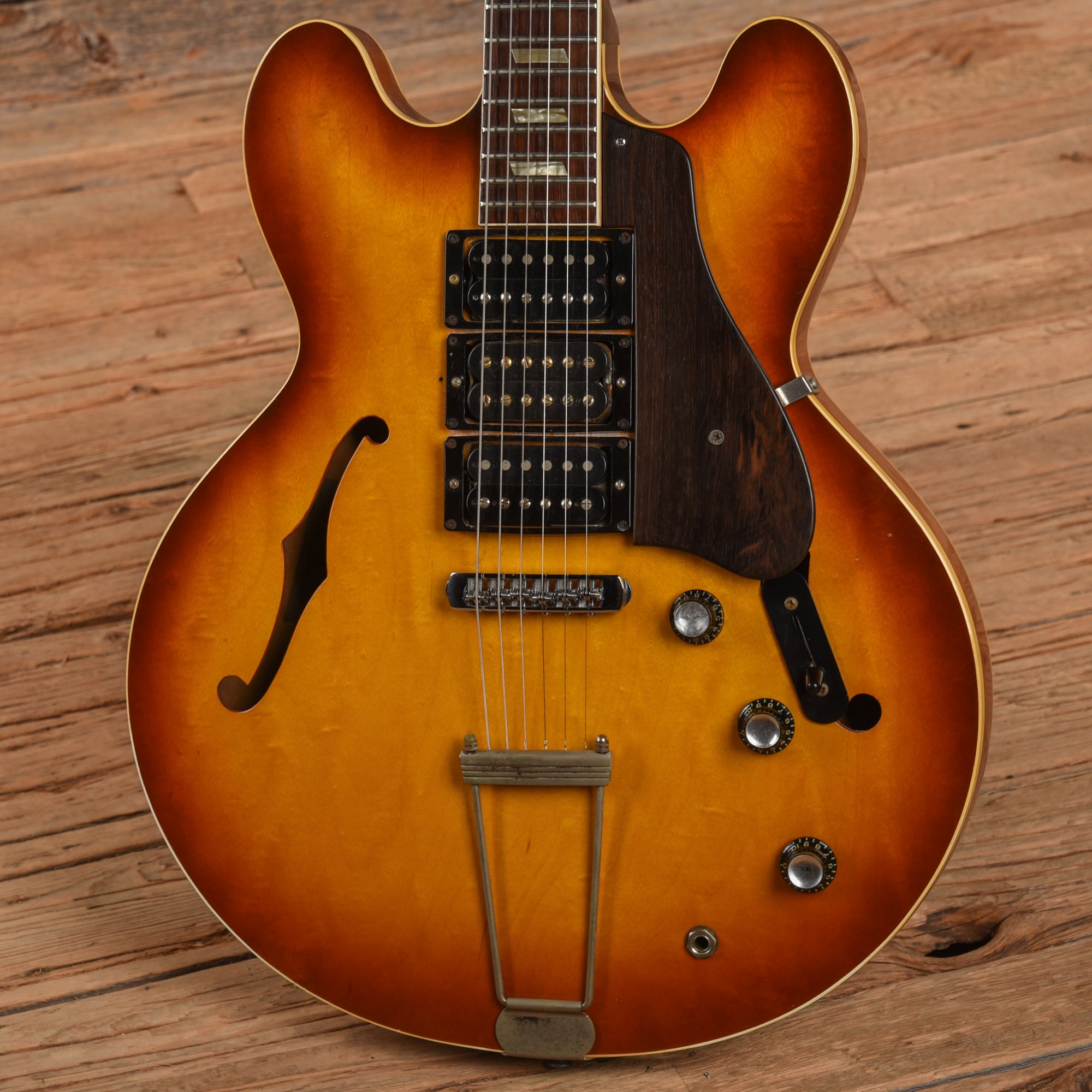 Epiphone Casino (Modified 3 Humbuckers) Sunburst 1960s Electric Guitars / Hollow Body