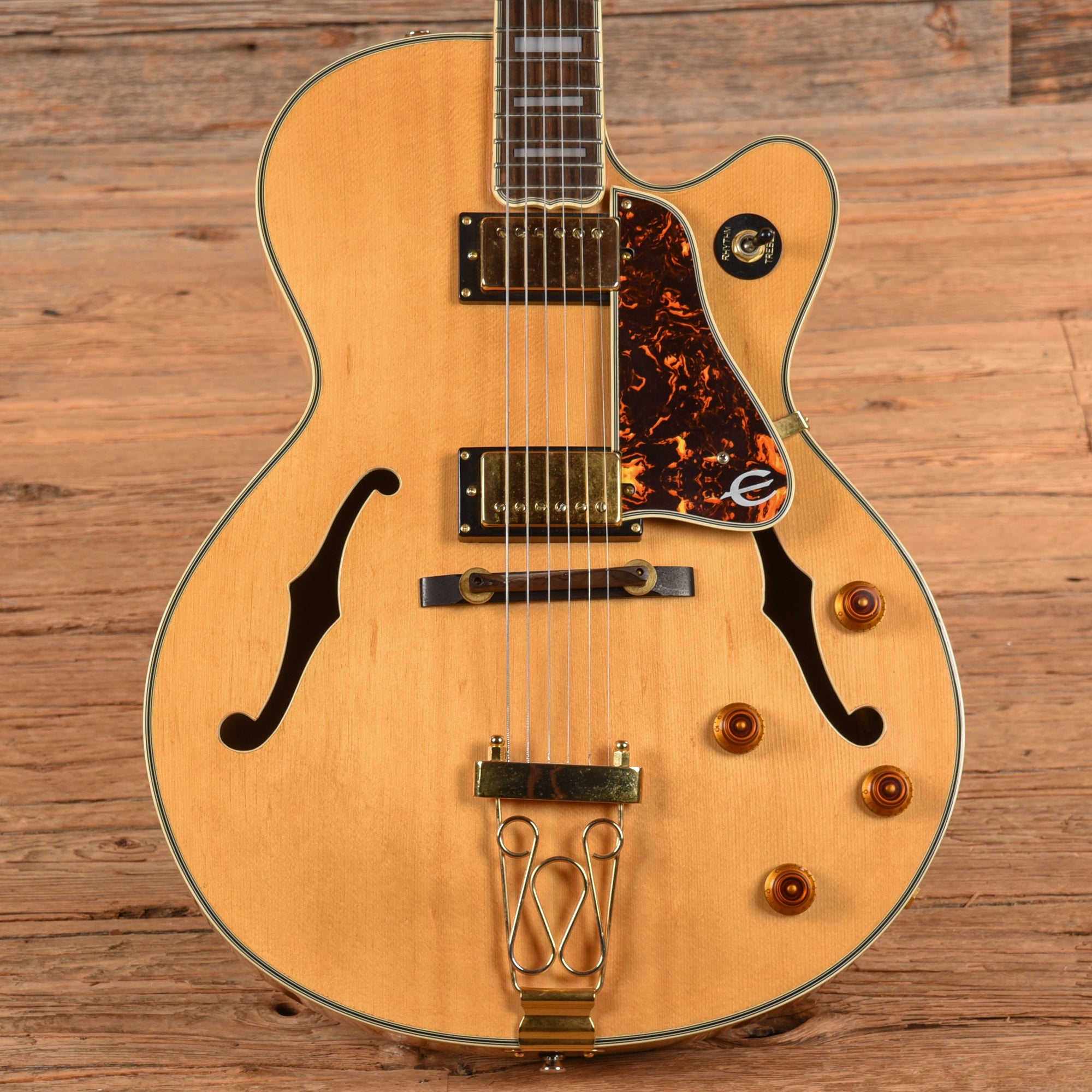 Epiphone Emperor Natural Electric Guitars / Hollow Body