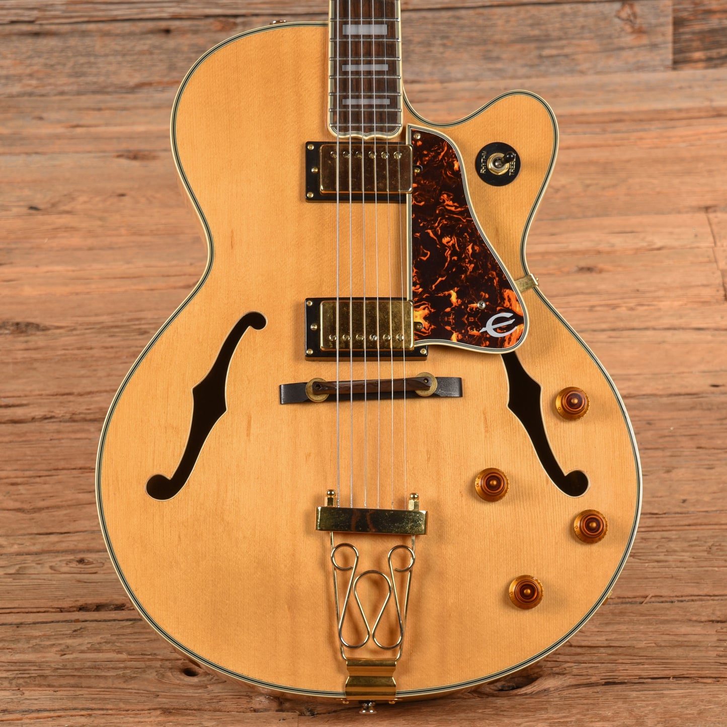 Epiphone Emperor Natural Electric Guitars / Hollow Body