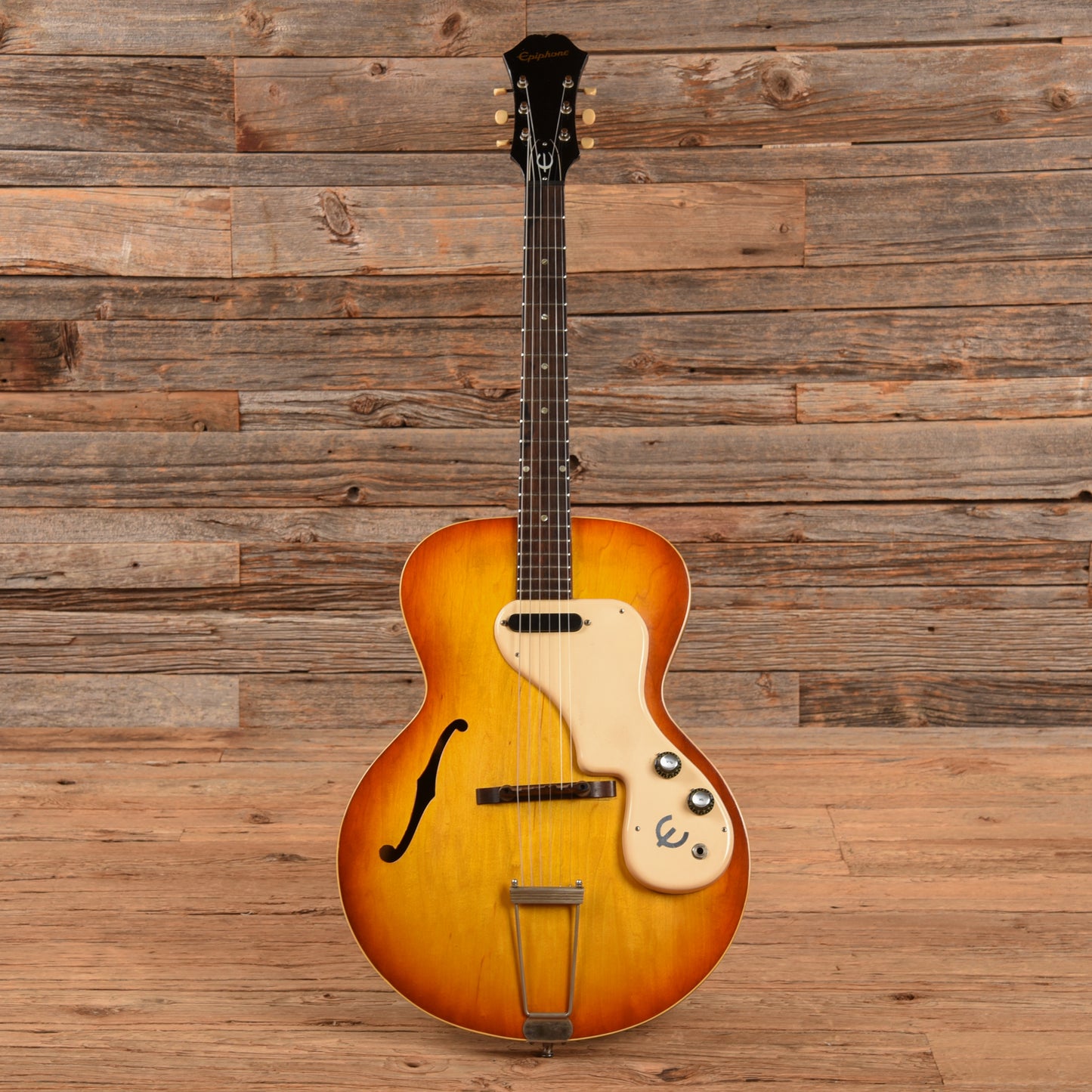 Epiphone Granada Sunburst 1964 Electric Guitars / Hollow Body