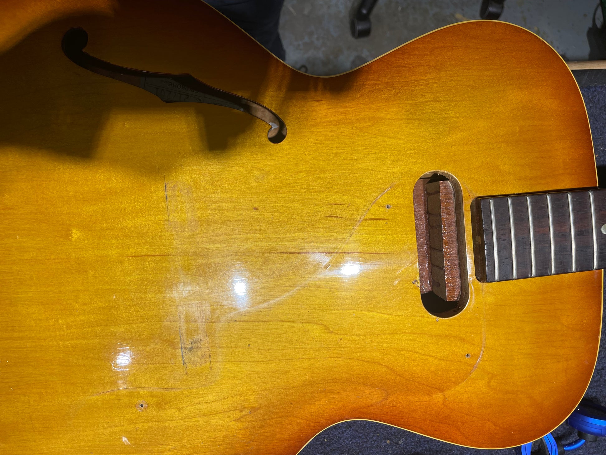Epiphone Granada Sunburst 1964 Electric Guitars / Hollow Body